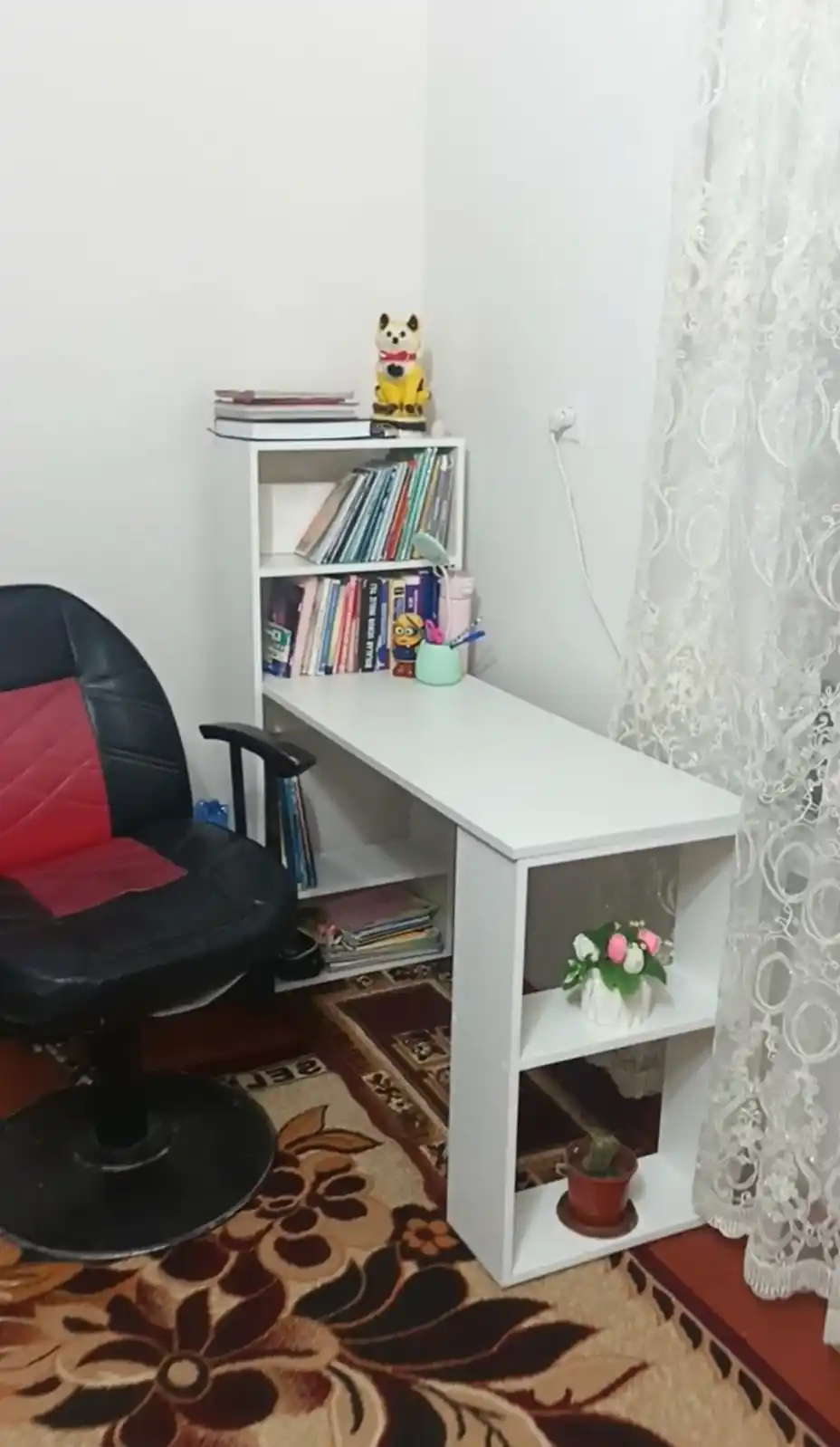 Стол компьютерный УФА, размеры 120х120х50 см, в полной комплектации