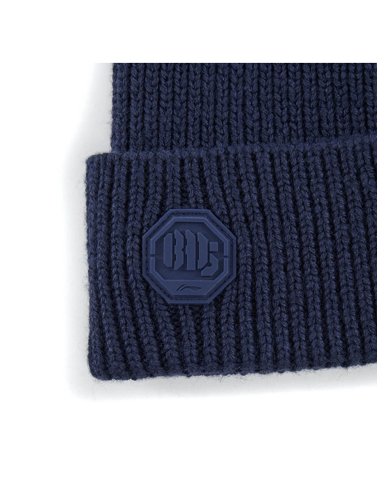 Li-Ning BADFIVE — ko‘pikli beanie shapka, katta “B” belgisi bilan, ko‘cha uslubi