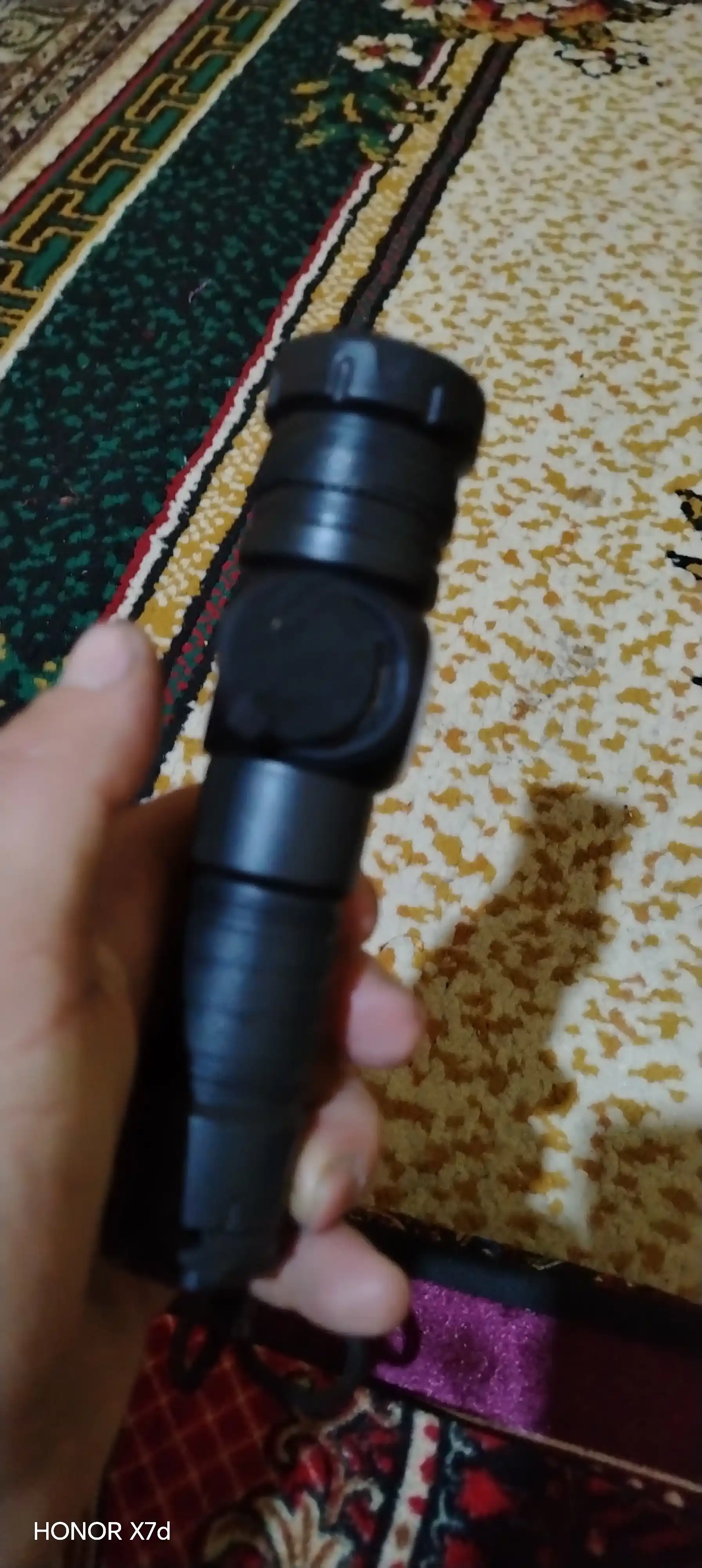 Qo‘l fonar LED, 5 rejim, PowerBank funksiyasi bilan