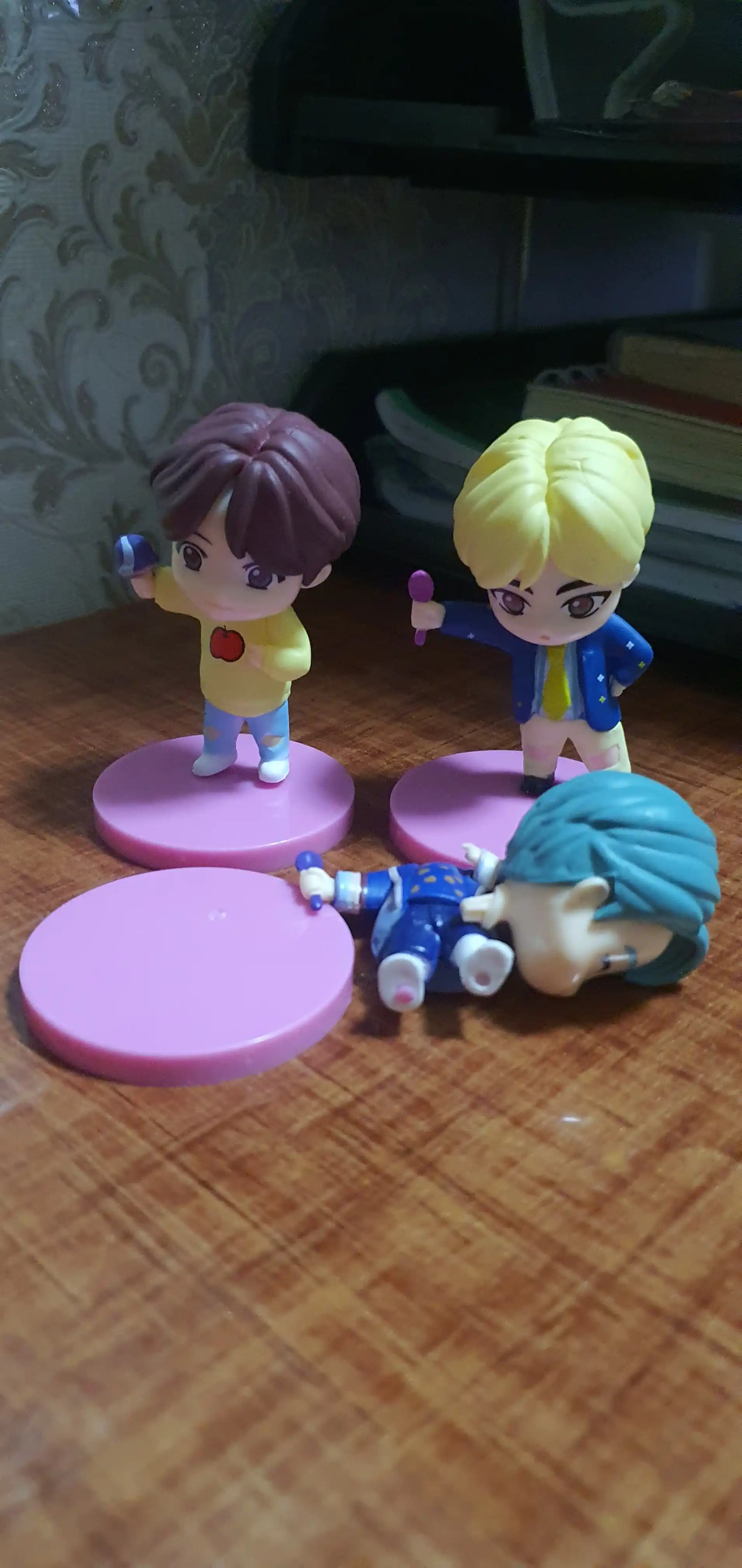 BTS guruhi kolleksiya figurkalari, ARMY uchun BTS, K-pop miniatyuralari, 8 sm