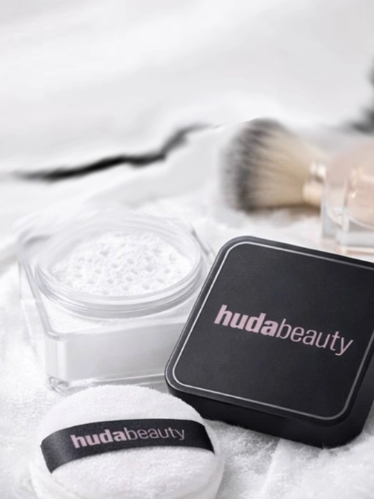 Huda beauty easy bake - 