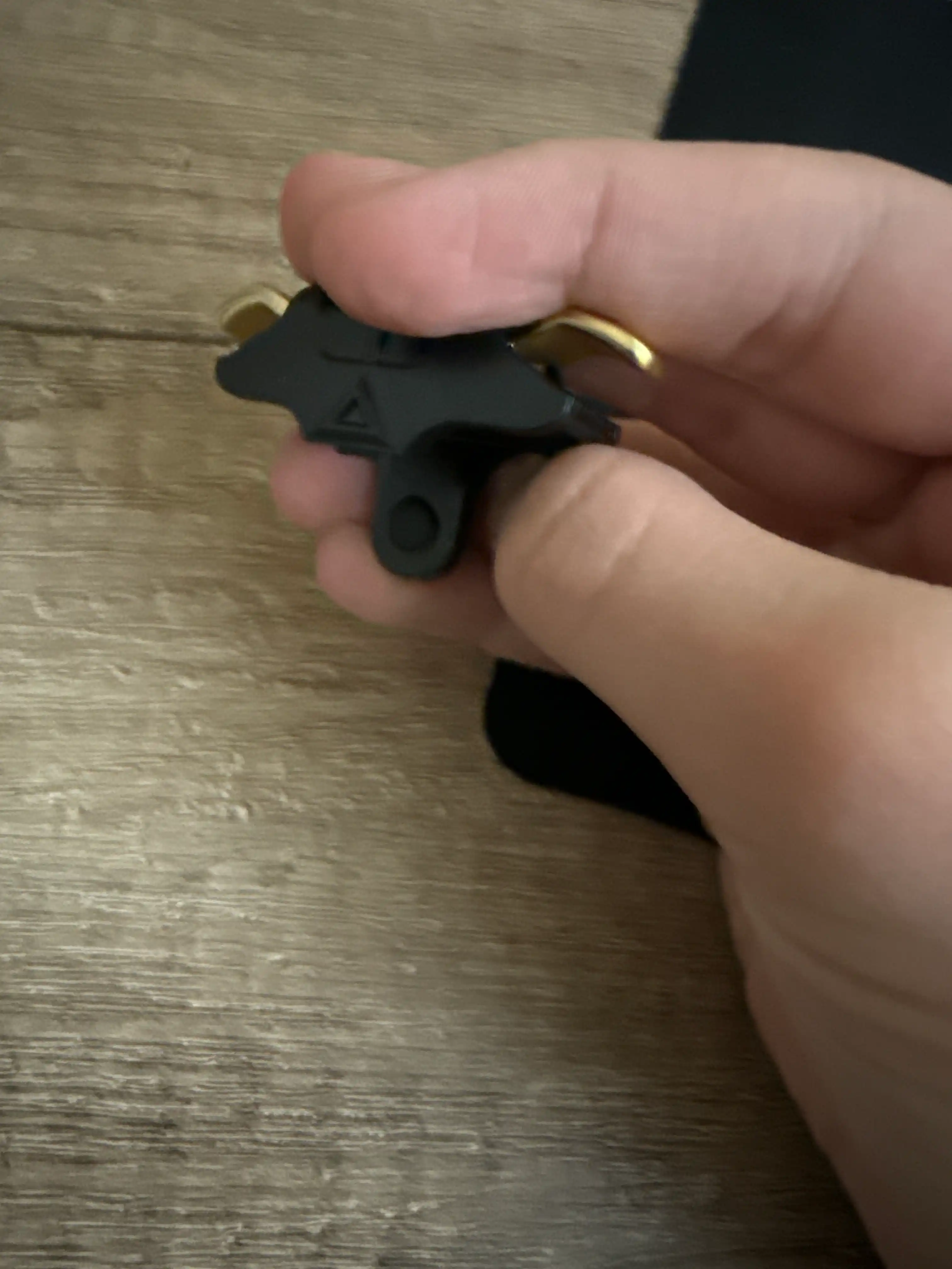 Mexanik triggerlar, pubg uchun, WB-B007 Tilla va shaffof rangda