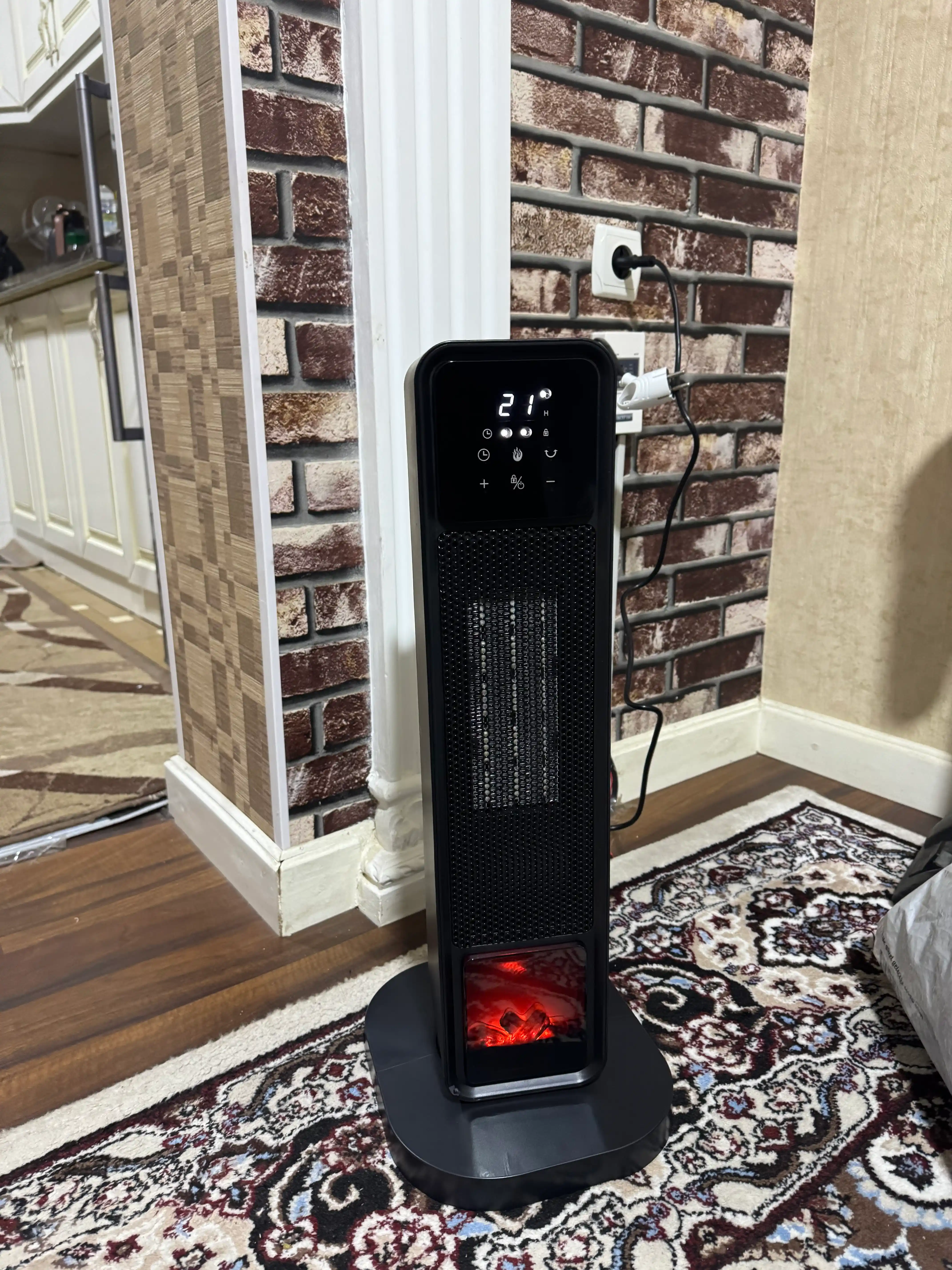 Обогреватель, тепловентилятор с камином Warm AIR , 15-45°C , таймер, автоповорот, 2200 Вт