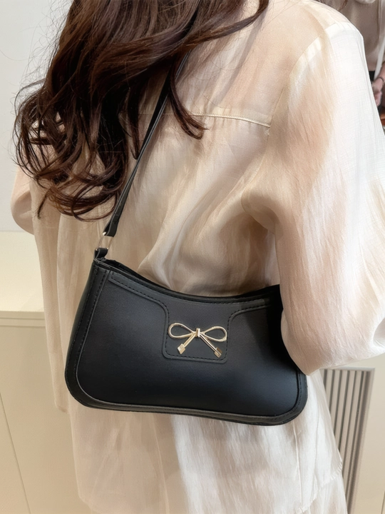 Ayollar uchun mini sumka, qora, yelka orqali taqiladigan, dekorativ bantikli crossbody