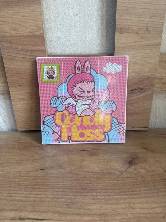 Ramkadagi olmos mozaika: Malika, Kuromi, Xello Kitti, Stich, Mario, Lotso, Kapibara - 