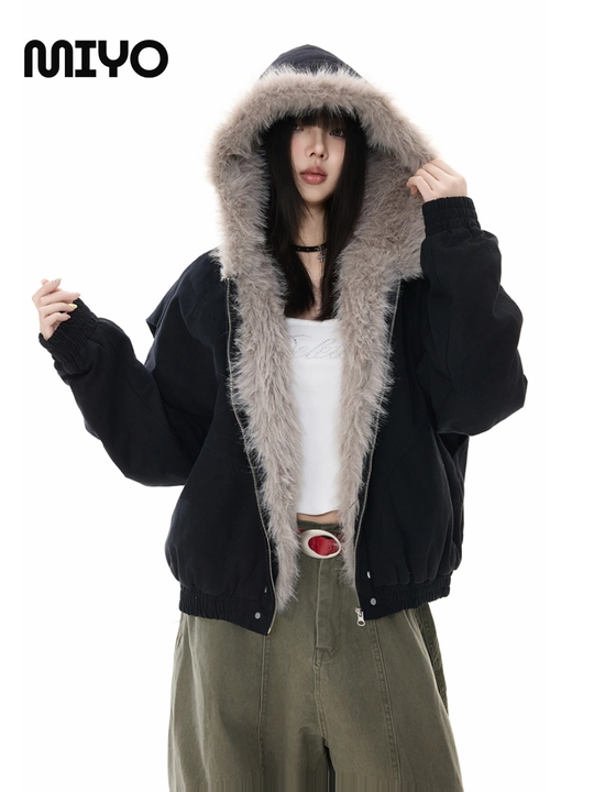 MIYO vintage uslubidagi kapyushonli, mo‘ynali yoqali, qalin, uniseks oversize kurtka