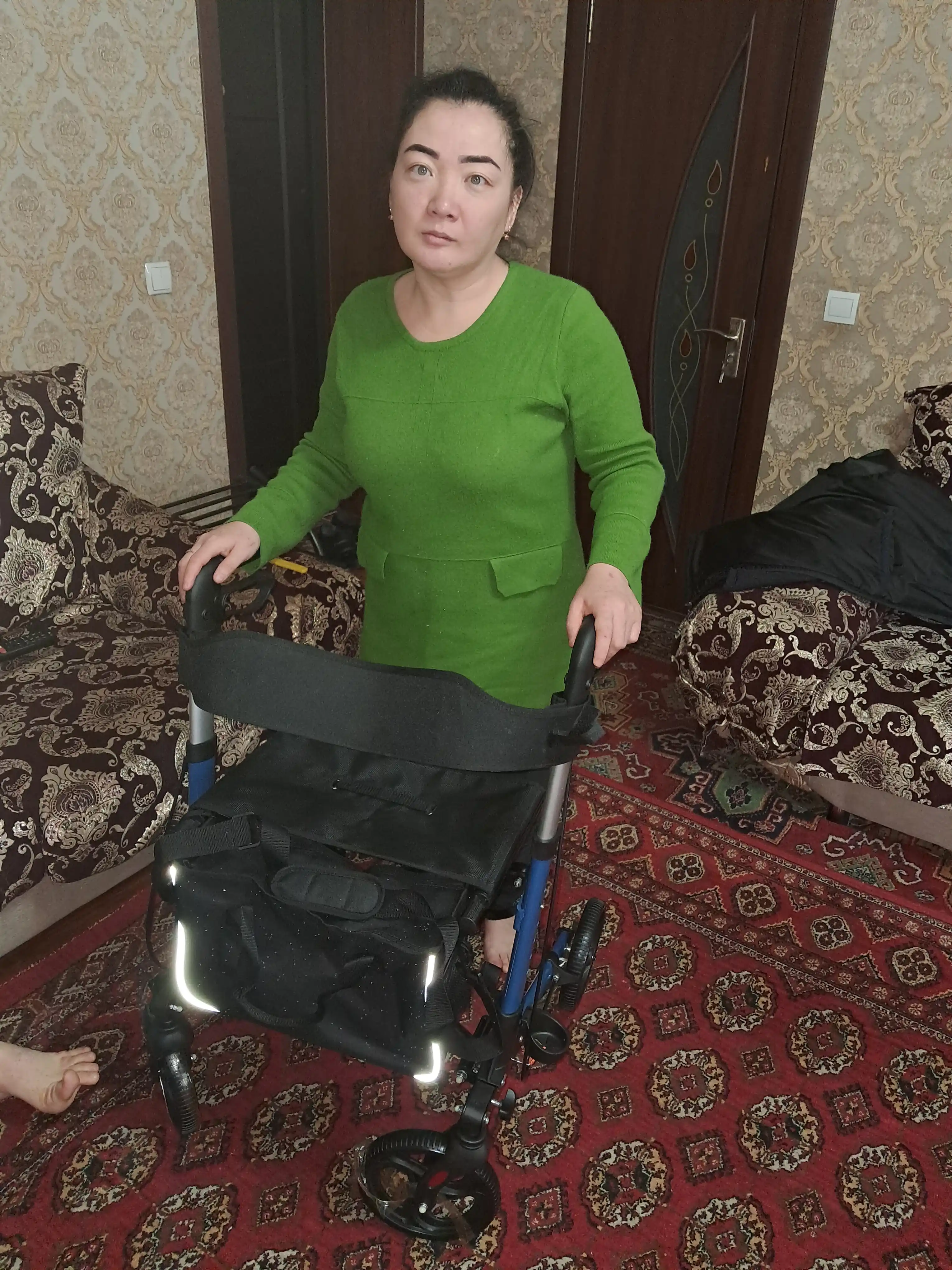Многофункциональный ходунок-роллатор