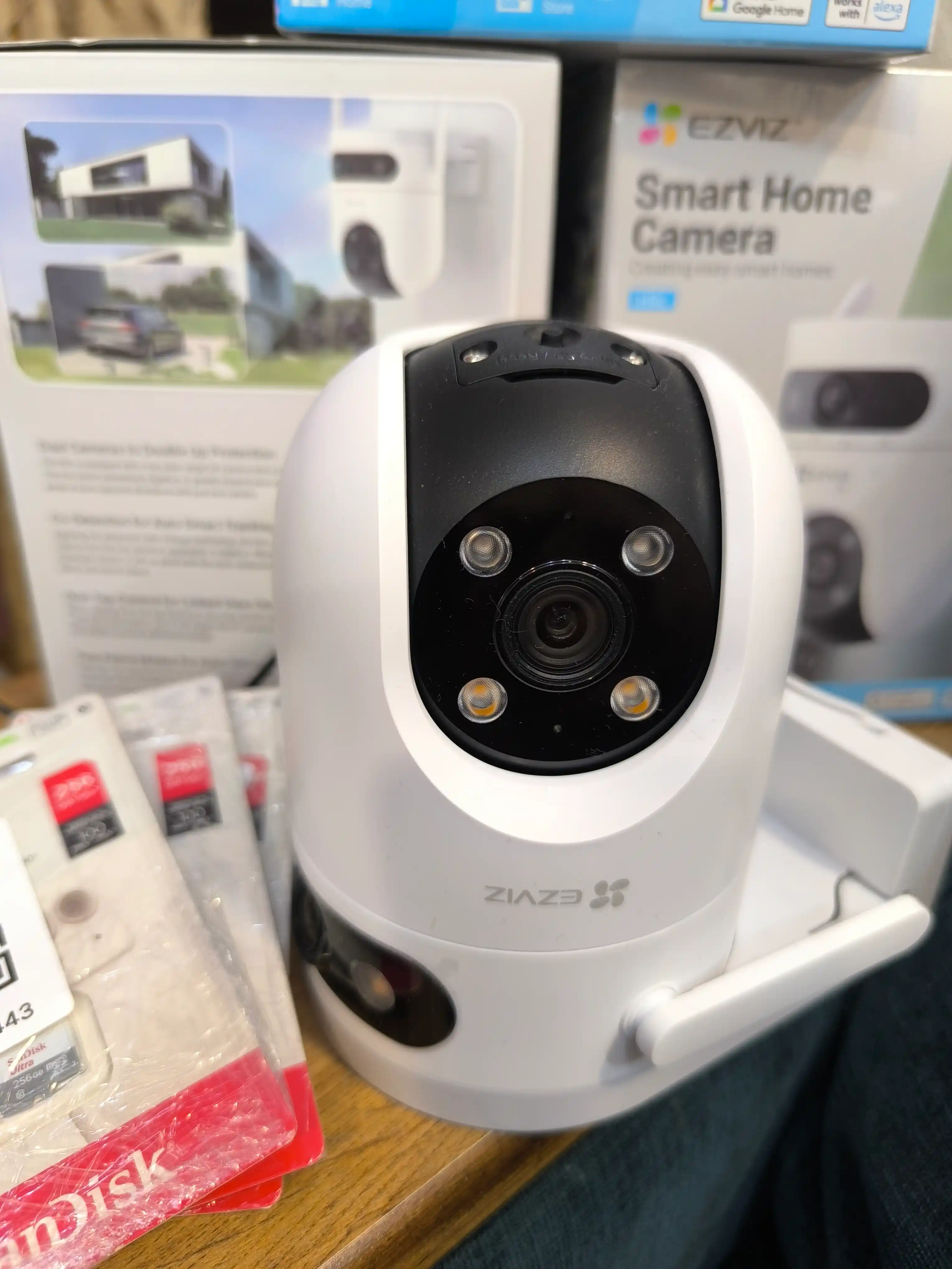 Kamera video kuzatuv EZVIZ H9C 5 MP + 5 MP, Wi-fi kamera, 360 gradusli, video kamera