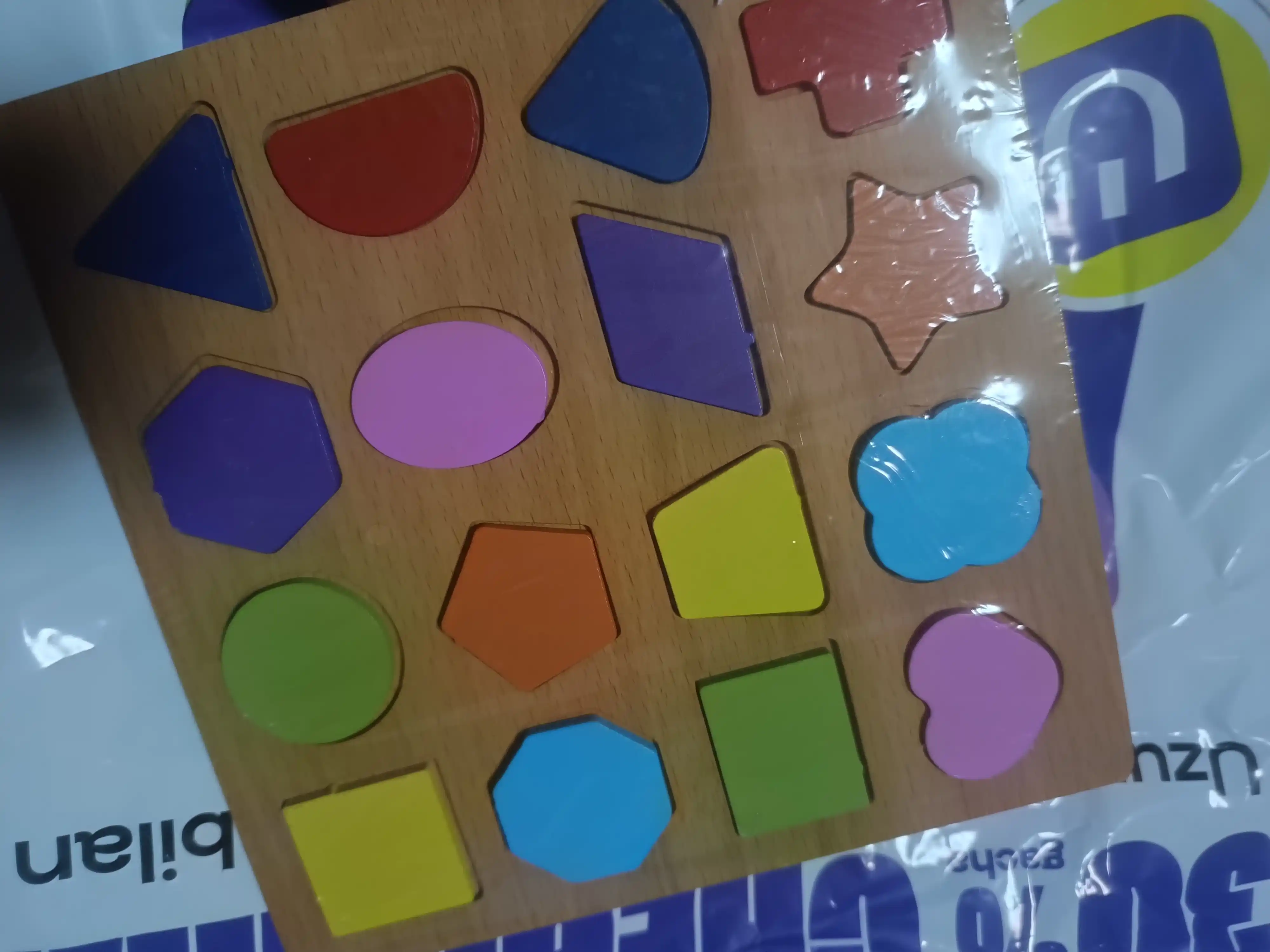 Montessori sorter piramida – raqamli yog‘och rivojlantiruvchi o‘yinchoq