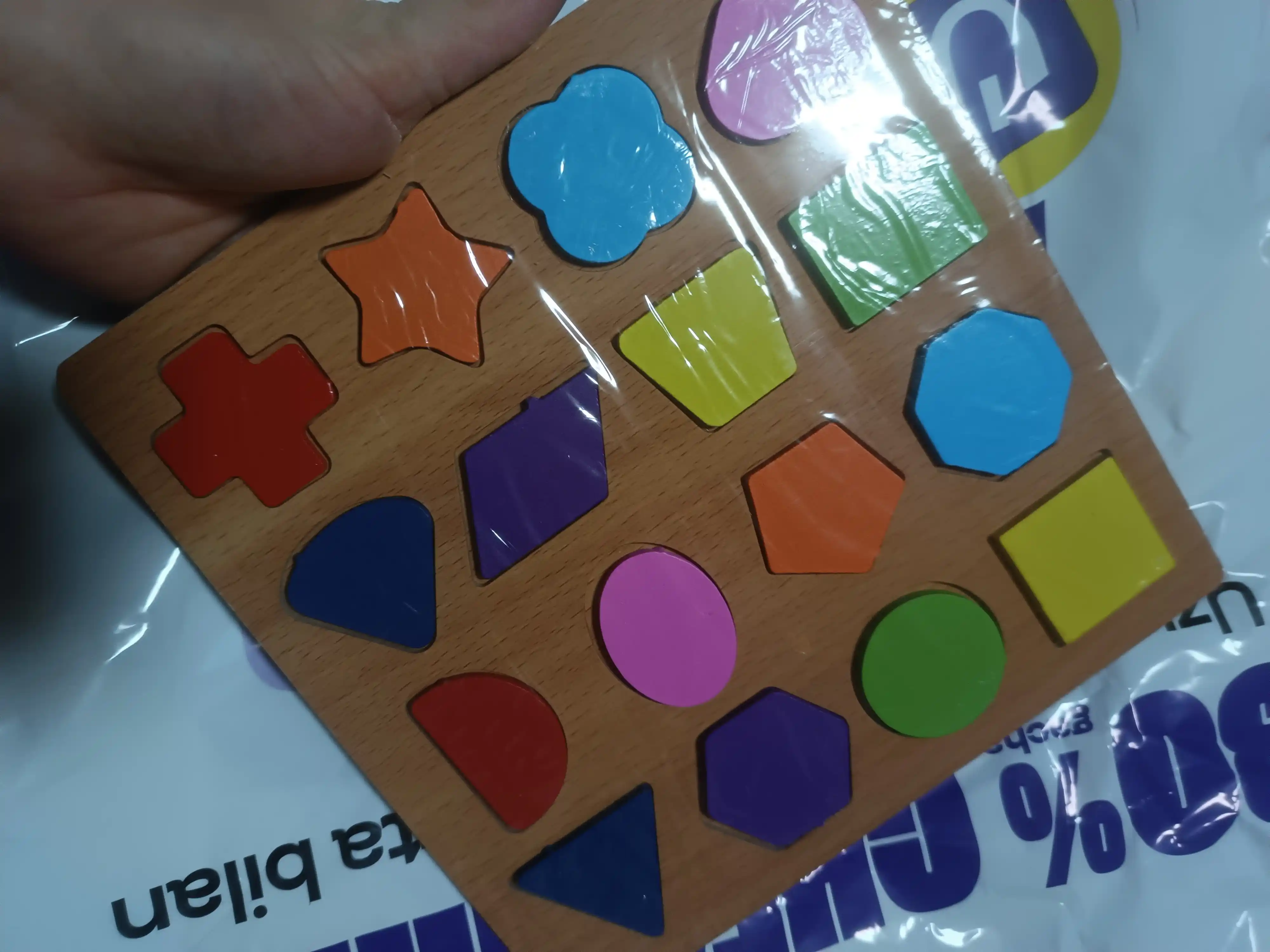Montessori sorter piramida – raqamli yog‘och rivojlantiruvchi o‘yinchoq