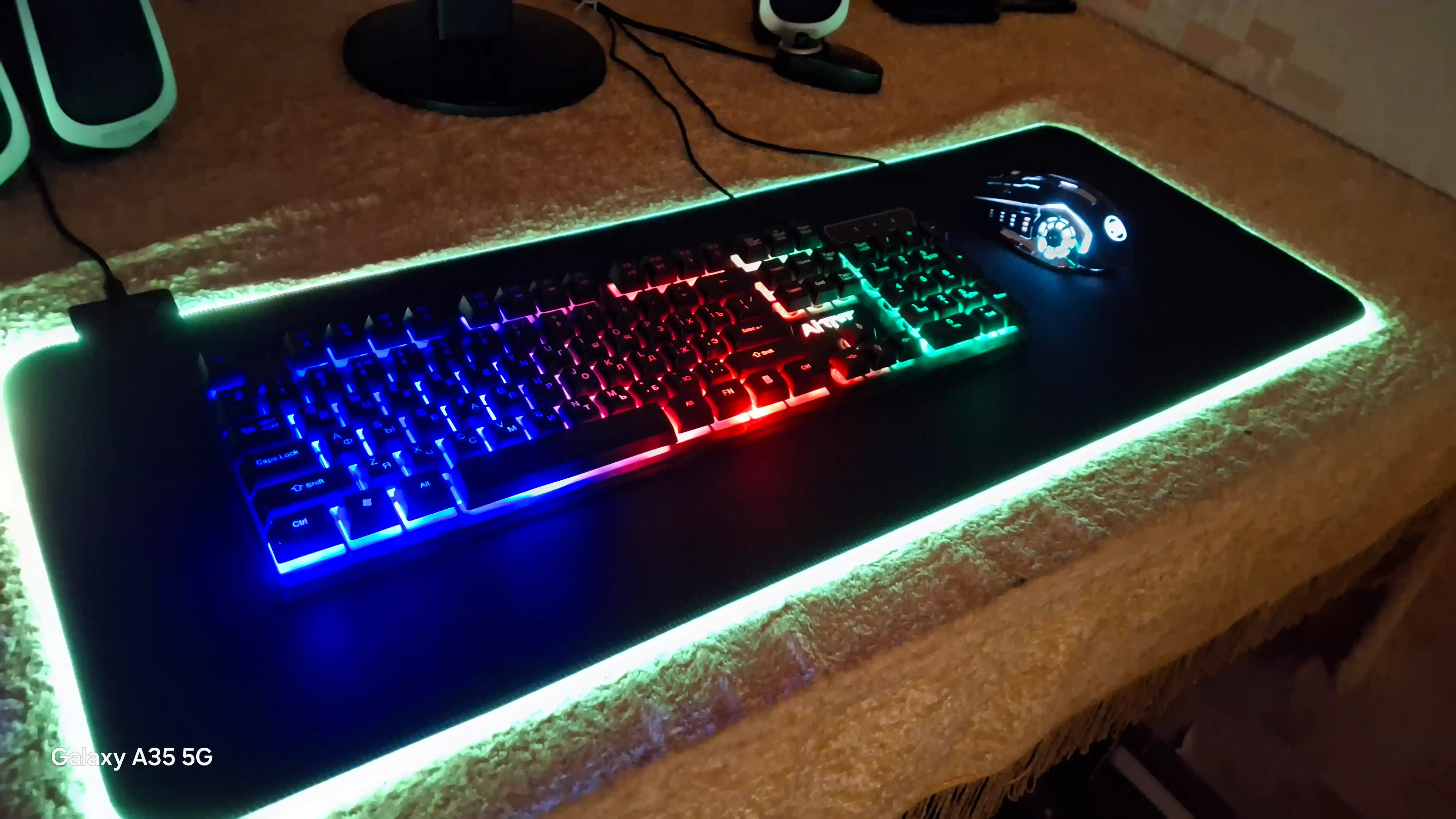 Проводная  игровая мышь GM6,  3200DPI со светодиодом RGB