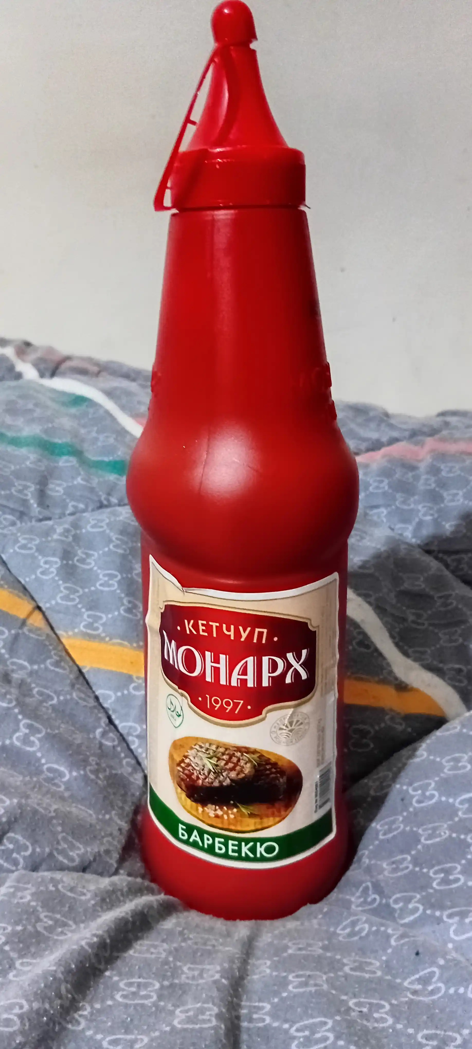 Ketchup Монарх, barbekyu achchiq, 850 g