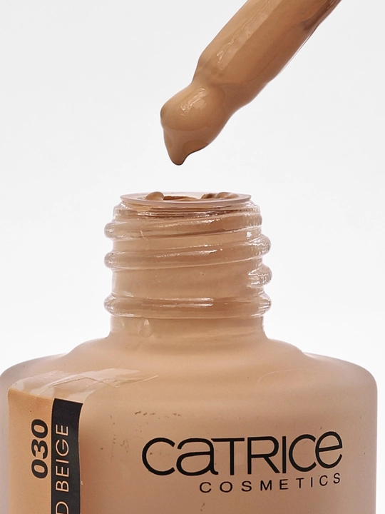 HD Liquid Coverage tonal kremi: 24 soat davomida mukammal pardoz