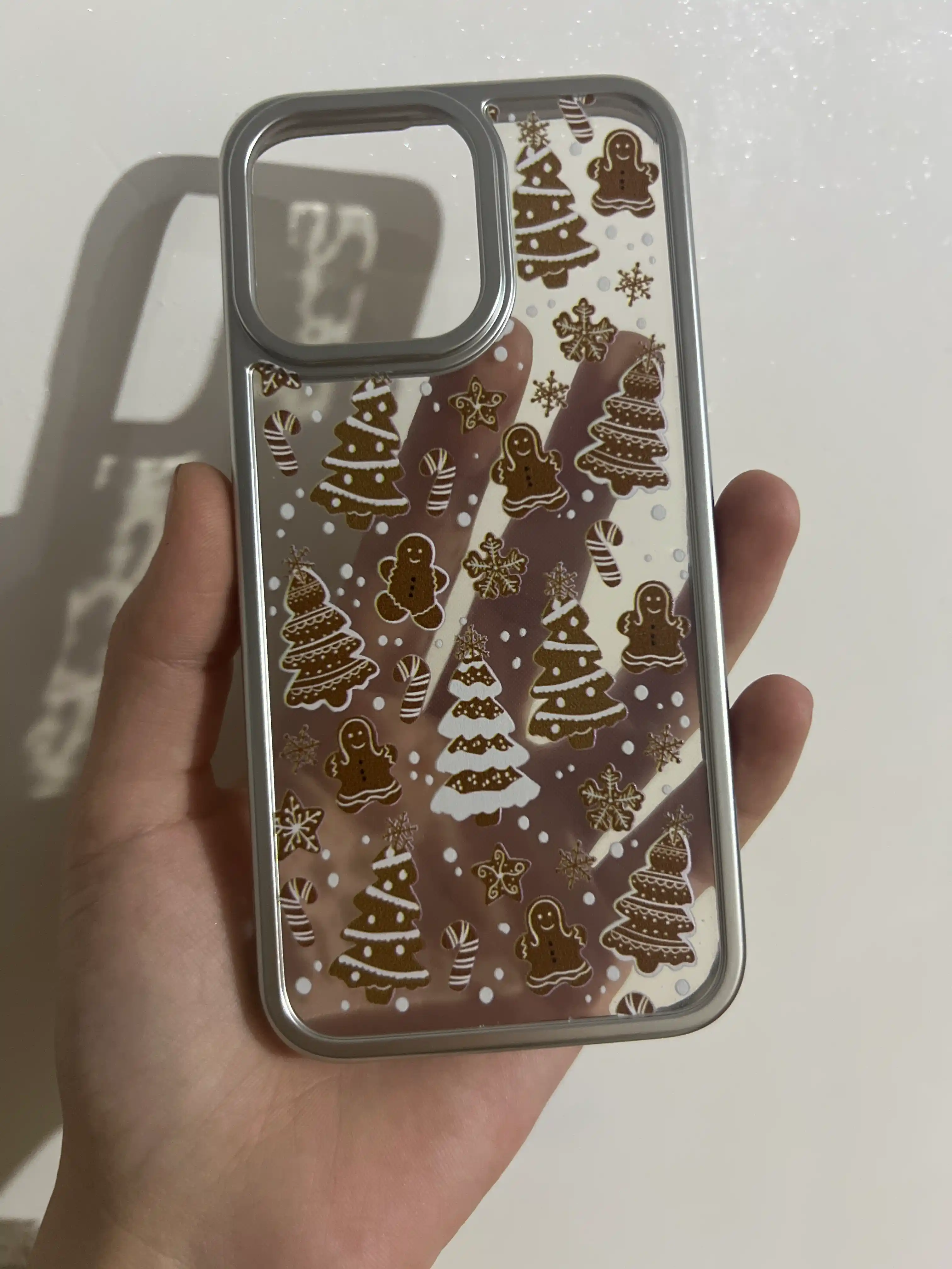Yangiyil g‘ilofi, Gingerbread Xmas g‘ilof, iPhone uchun qishki g‘ilof, Qor parchali g‘ilof