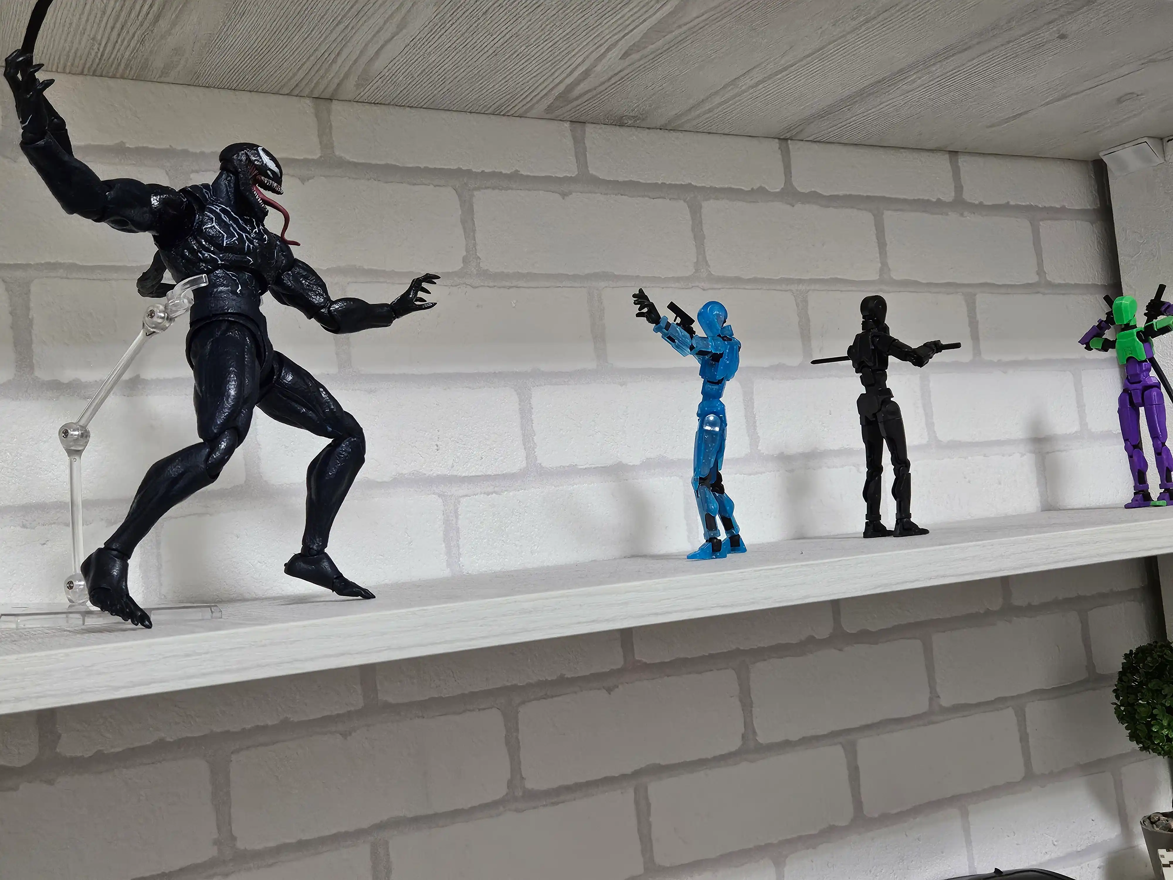 Коллекционные куклы Michael Jackson, Deadpool2, Spiderman, John Wick, Jocker, Venom +14