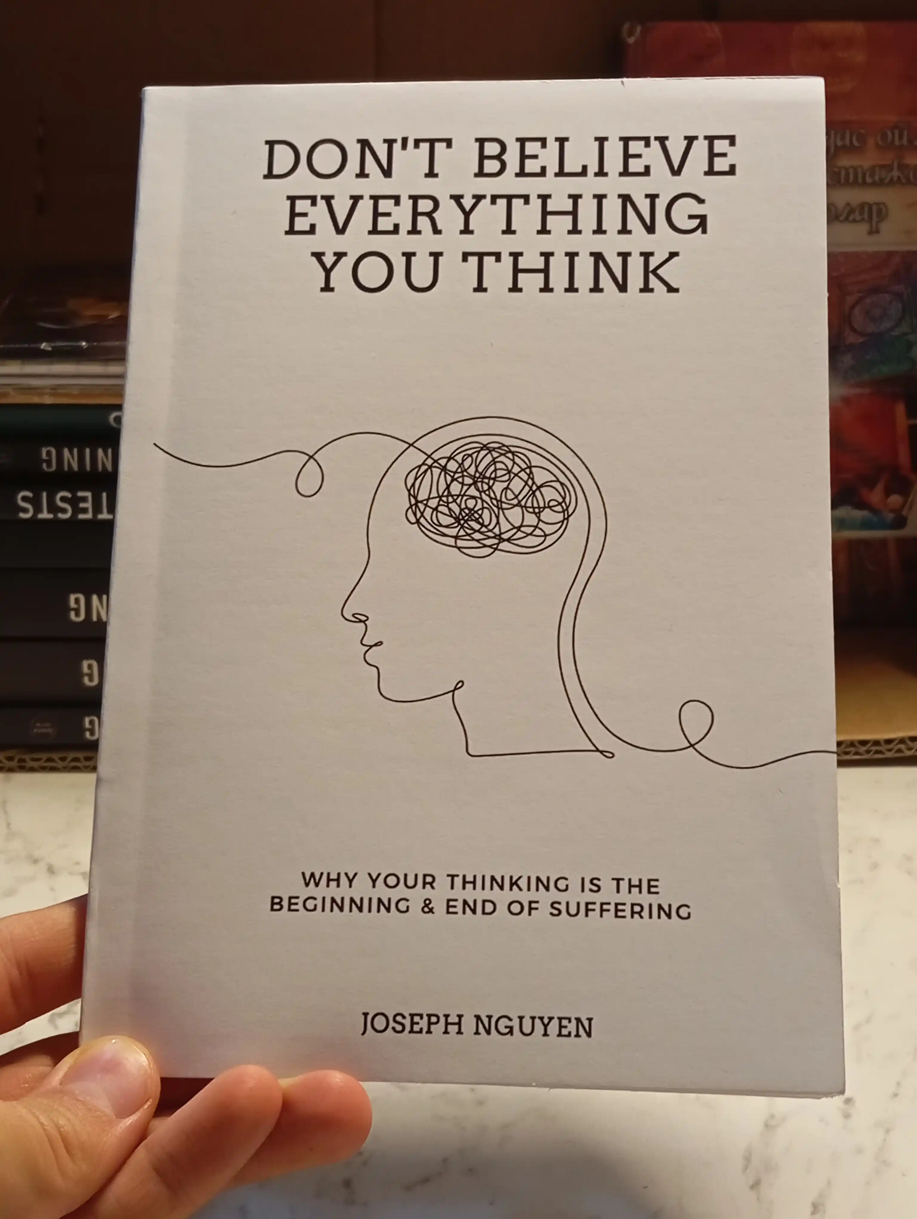 Kitob: “Don't believe everything you think” ingliz tilida