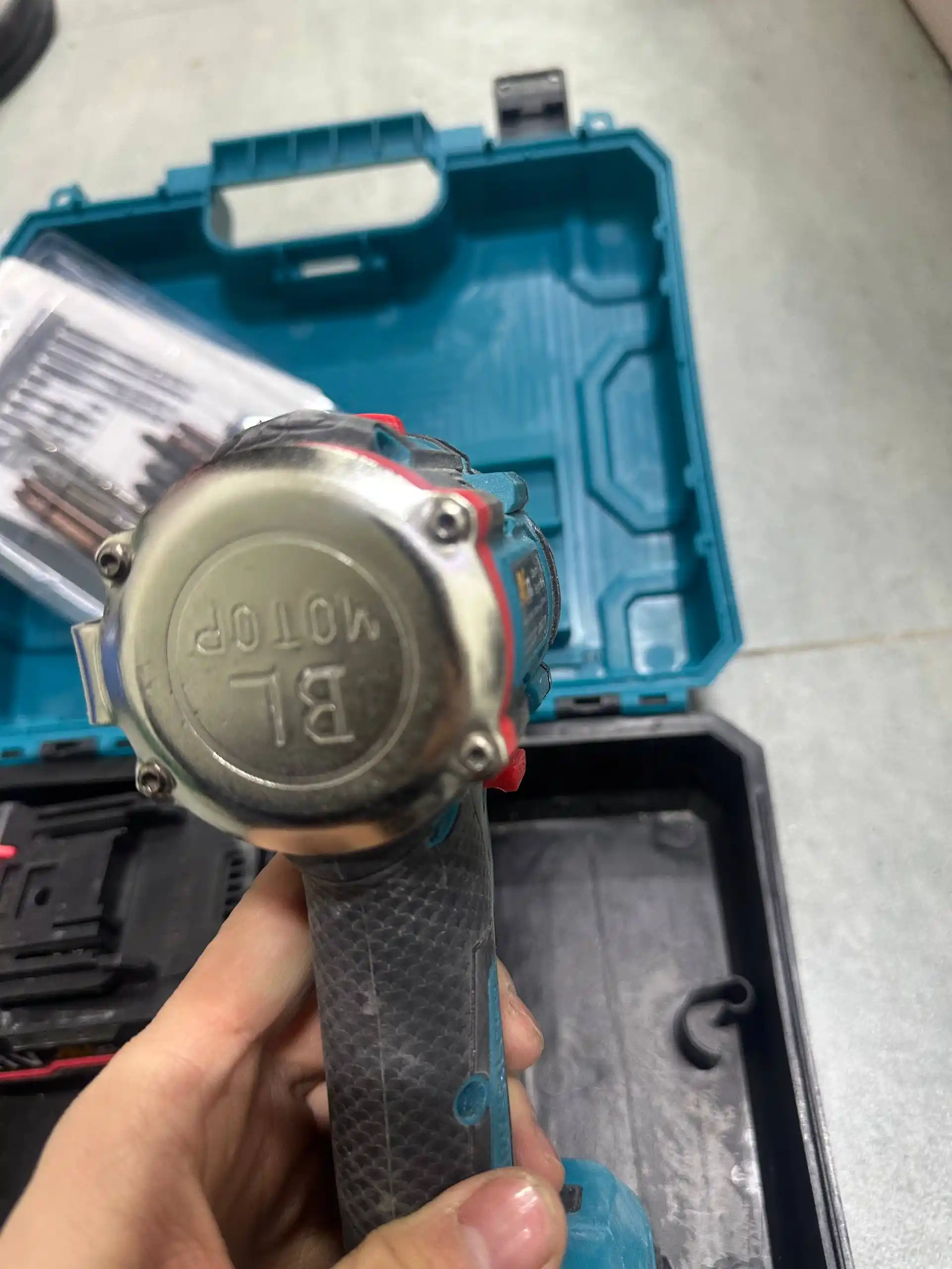 Alfa Tools simsiz shurup buragich 21v, 2 ta akkumlyator
