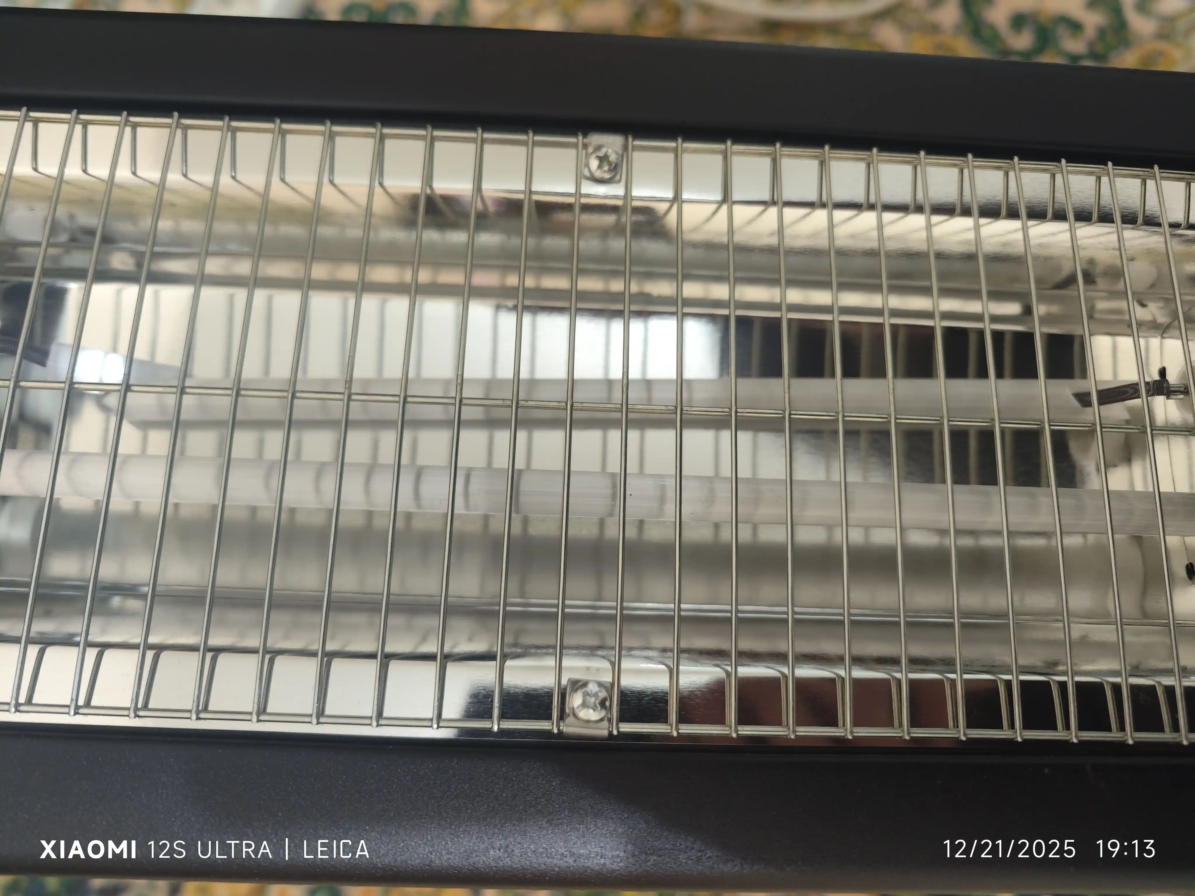 Elektr isitgich pechka GREAT CROWN, quvvati 2400 Vt