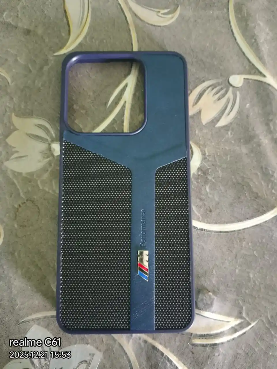 Realme Note 60, C61, C63 uchun g‘ilof
