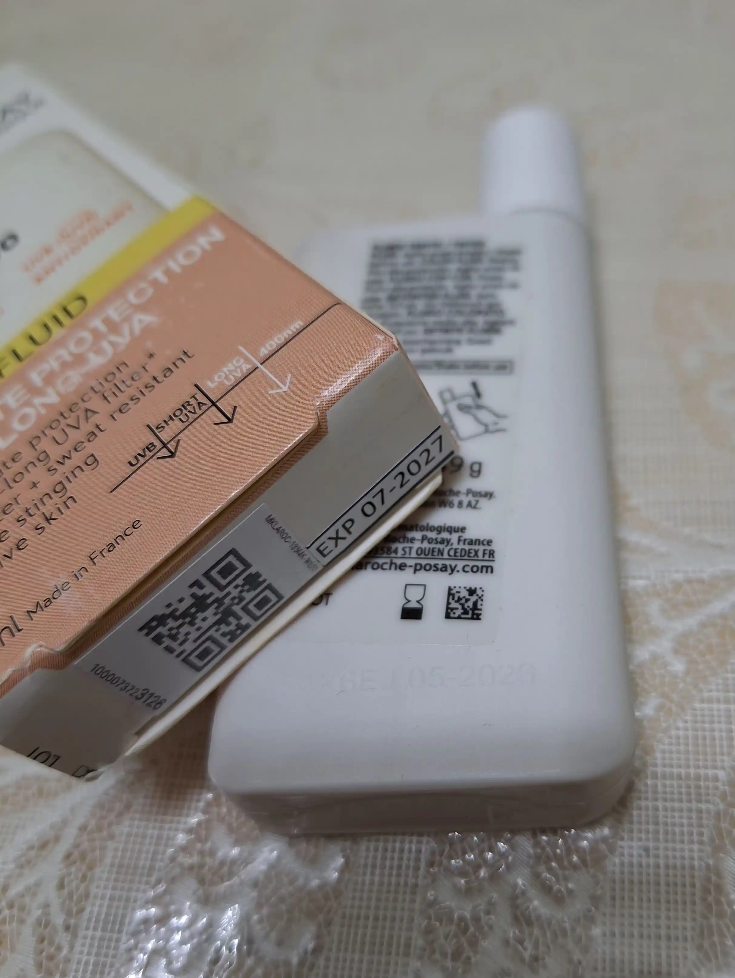 Yuz,tanaga quyoshdan himoyalovchi krem,suvga chidamli,Anthelios Uvmune 400 SPF50+ UVA+UVB