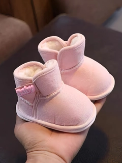 Розовый