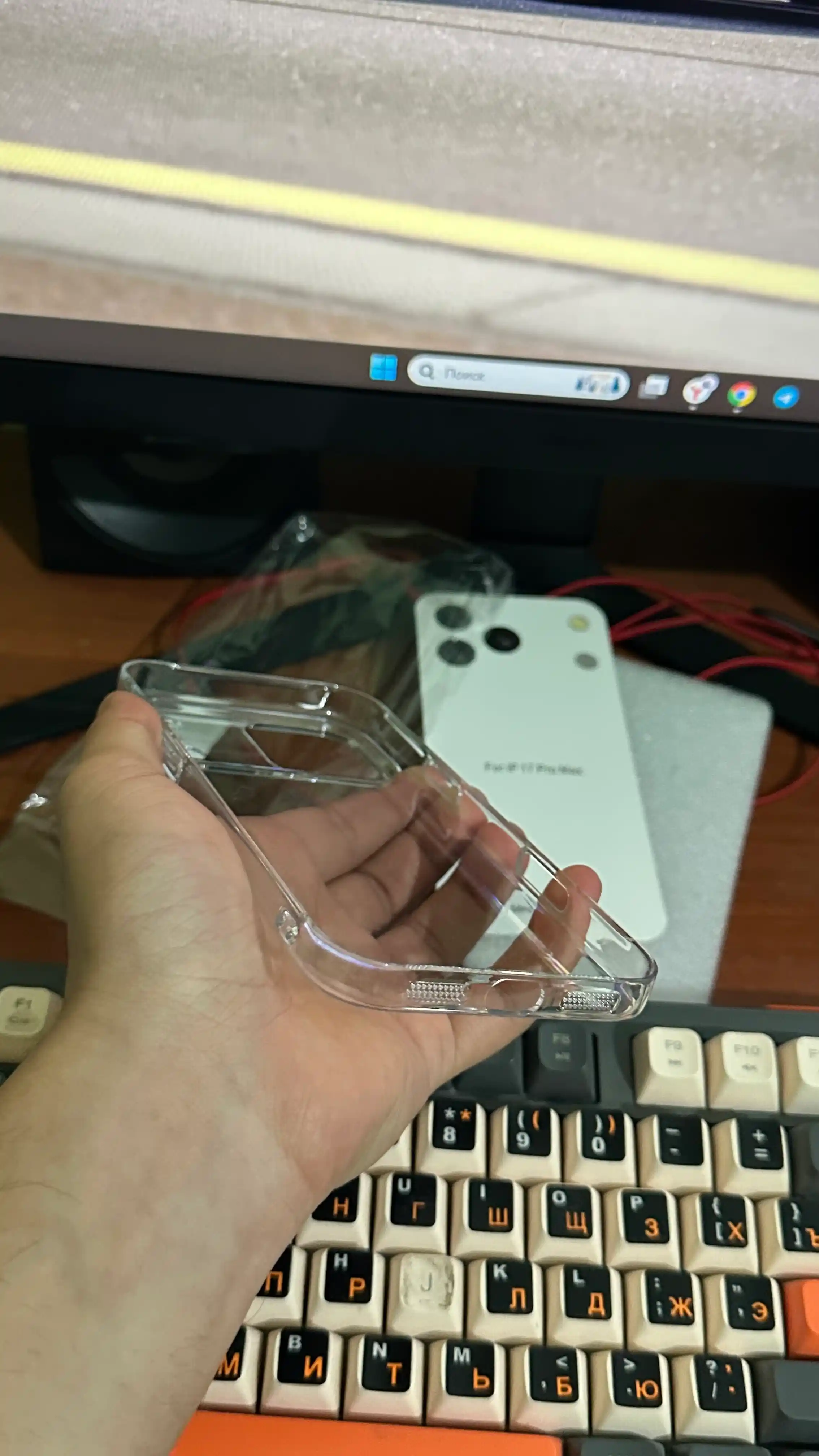 Чехол на iPhone XR, XS, 11, 12, 13, 14, 15, 16, 17, Pro, Max, Plus, прозрачный, силикон