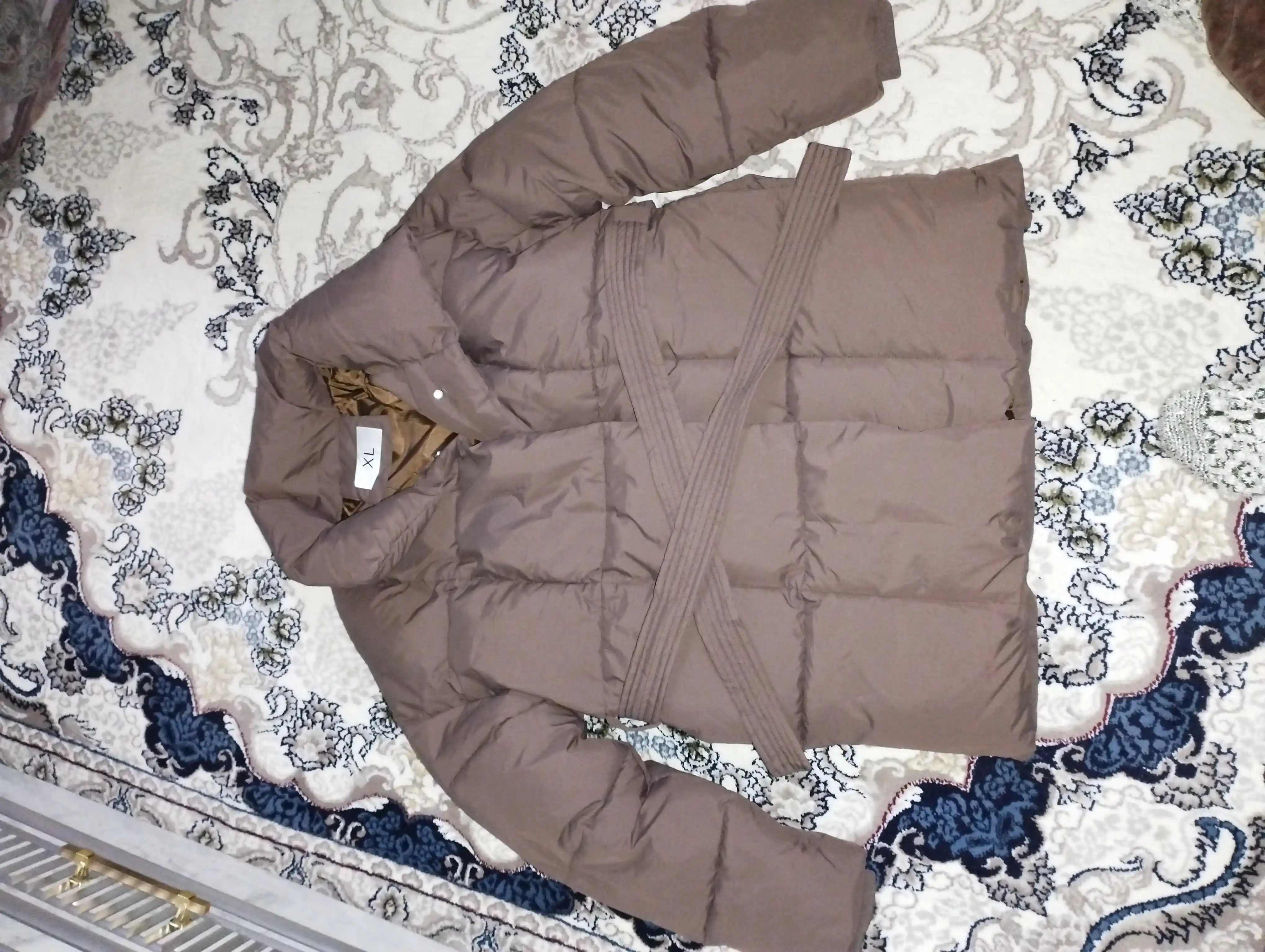 Kurtkalar ayollar uchun, qishki kurtkasi  belbogʻli Elly Fashion, issiq qishki kurtka