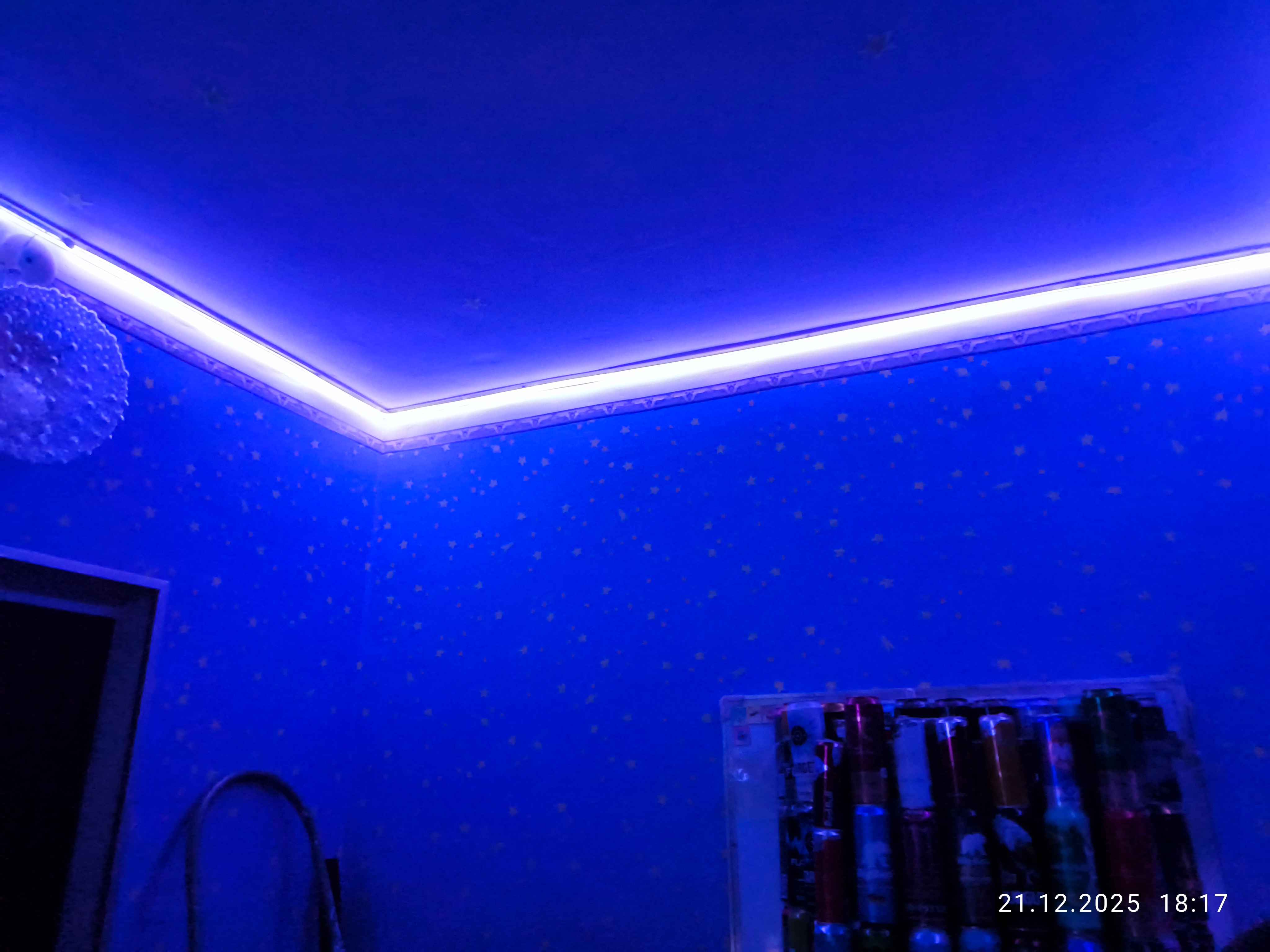 Egiluvchan neon LED tasmasi, RGB LED pulti, tovushga rangli reaksiya