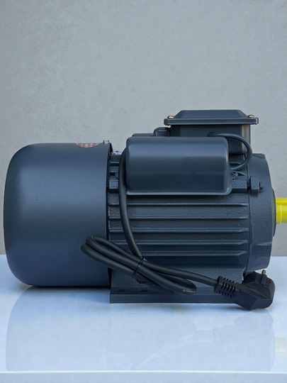 MOON, bir fazali elektr dvigatel 2.2 kW, 220V, 3000 ayl/min