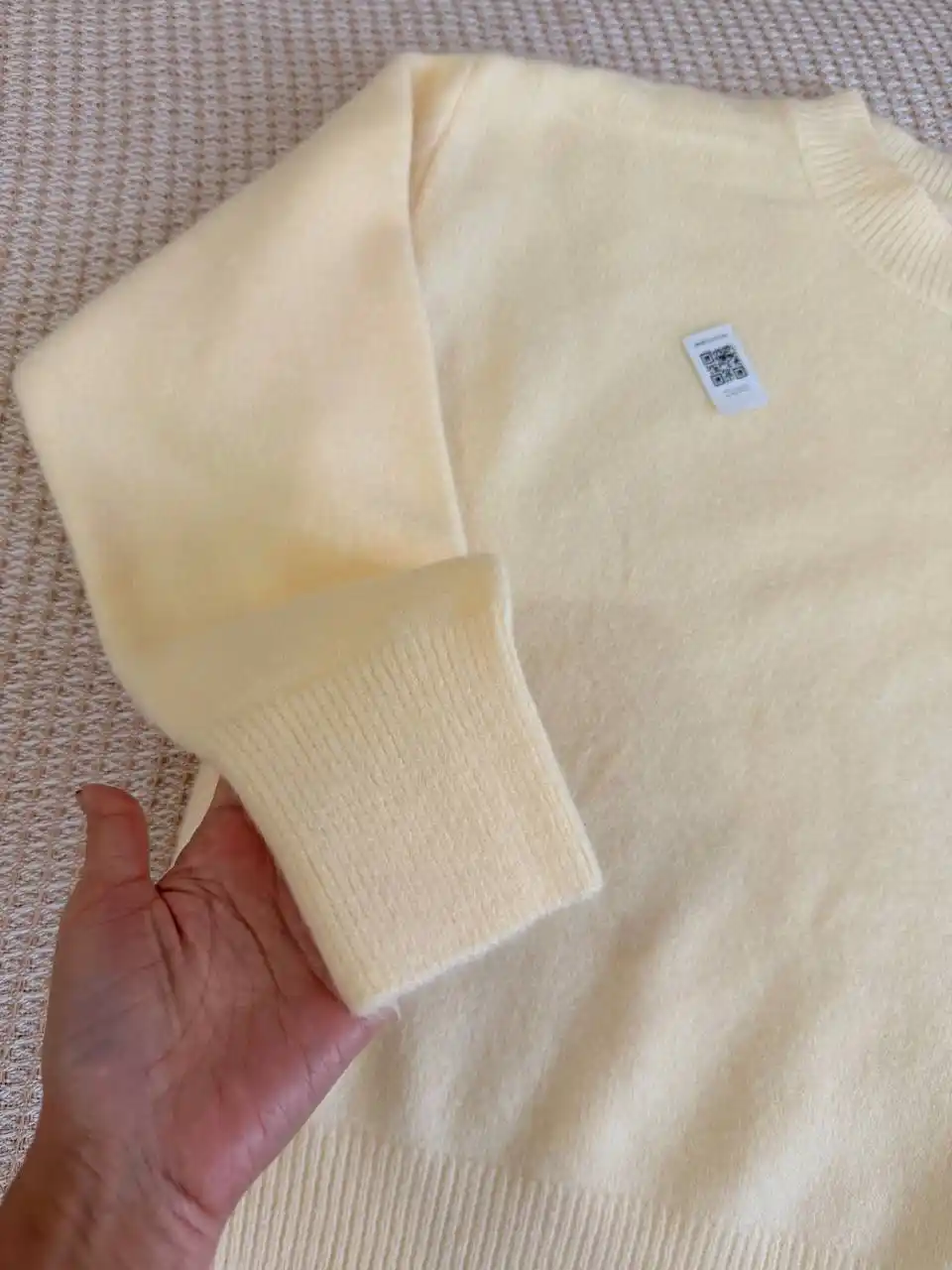 Svitеr ayollar uchun toqilgan ELLY FASHION oversize, iliq