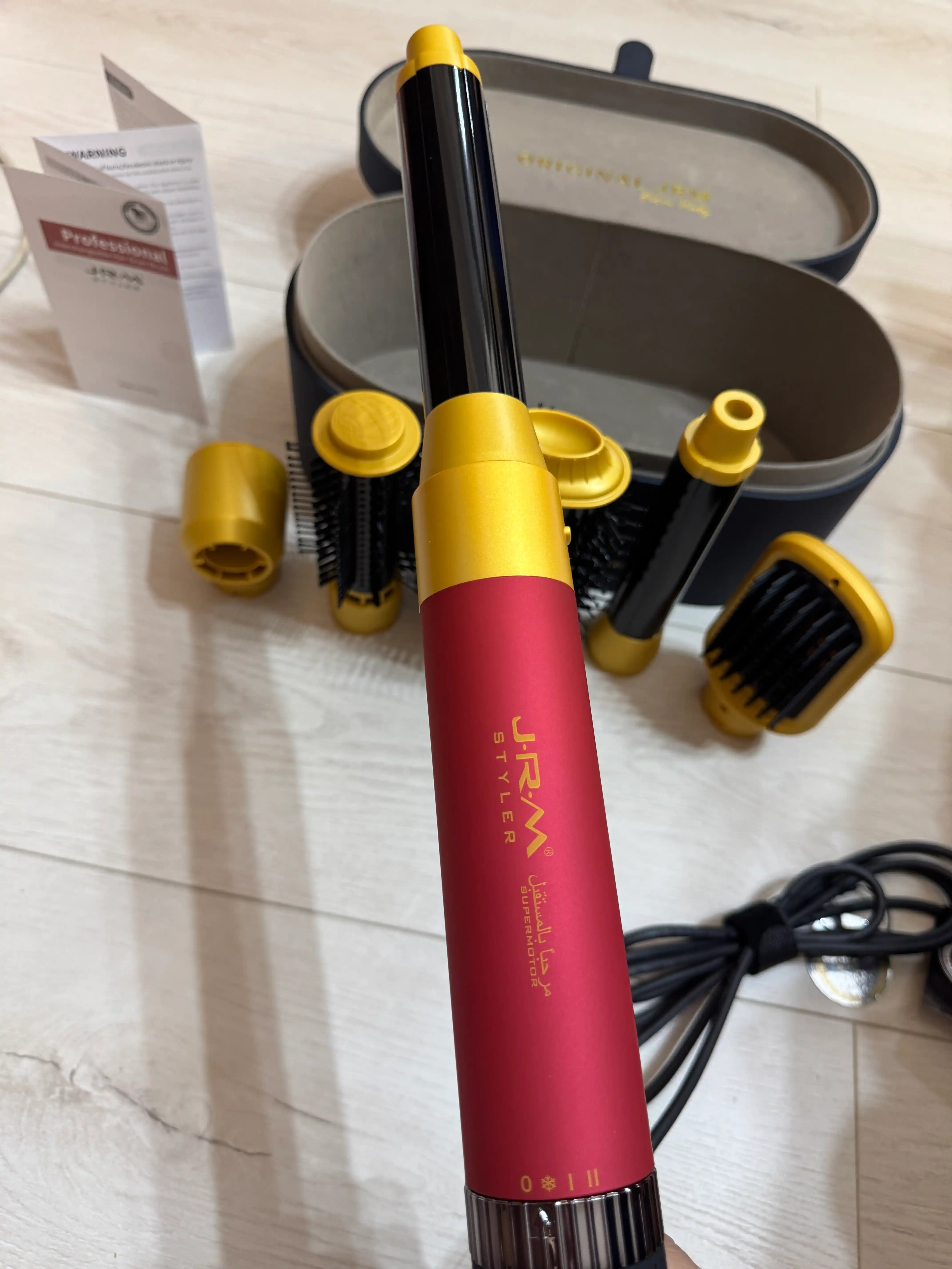Soch quritgich fen Airwrap JRM styler, 6 tasi 1 da, avtomatik ployka va turmaklash