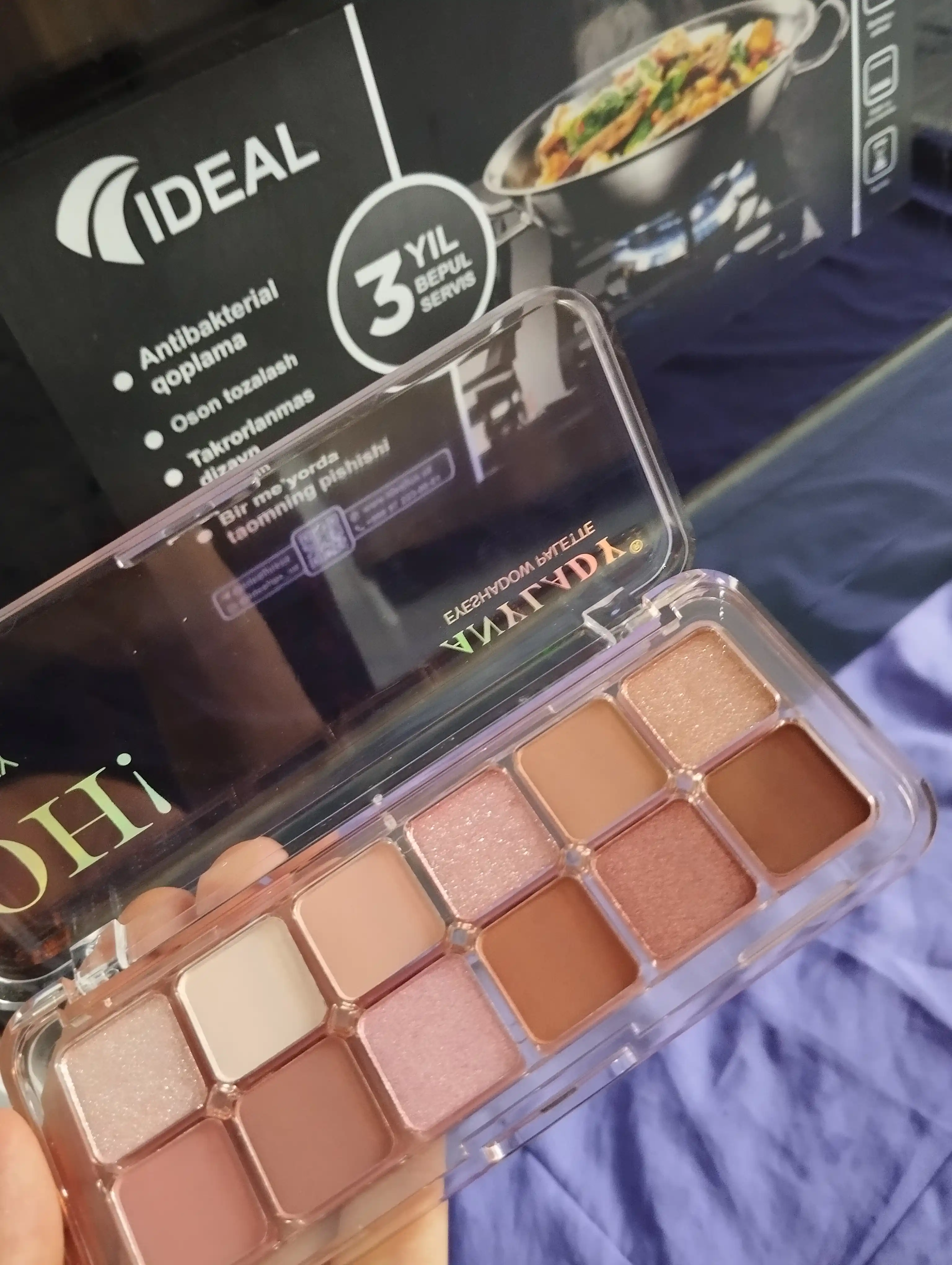 Палетка теней для век ANYLADY 12 Color Eyeshadow Palette