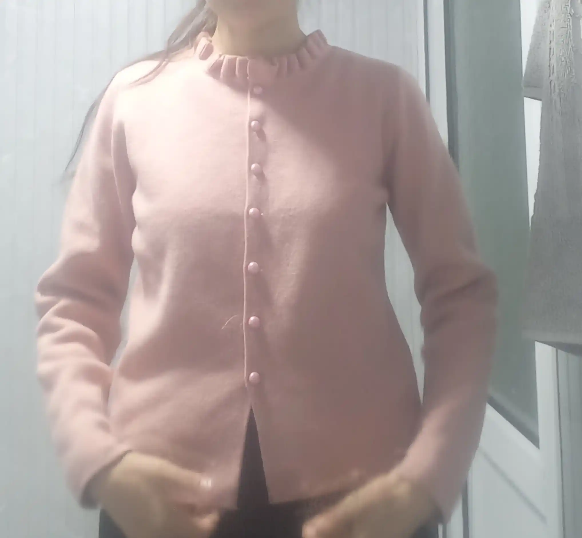 Ayollar kardigani, jemper