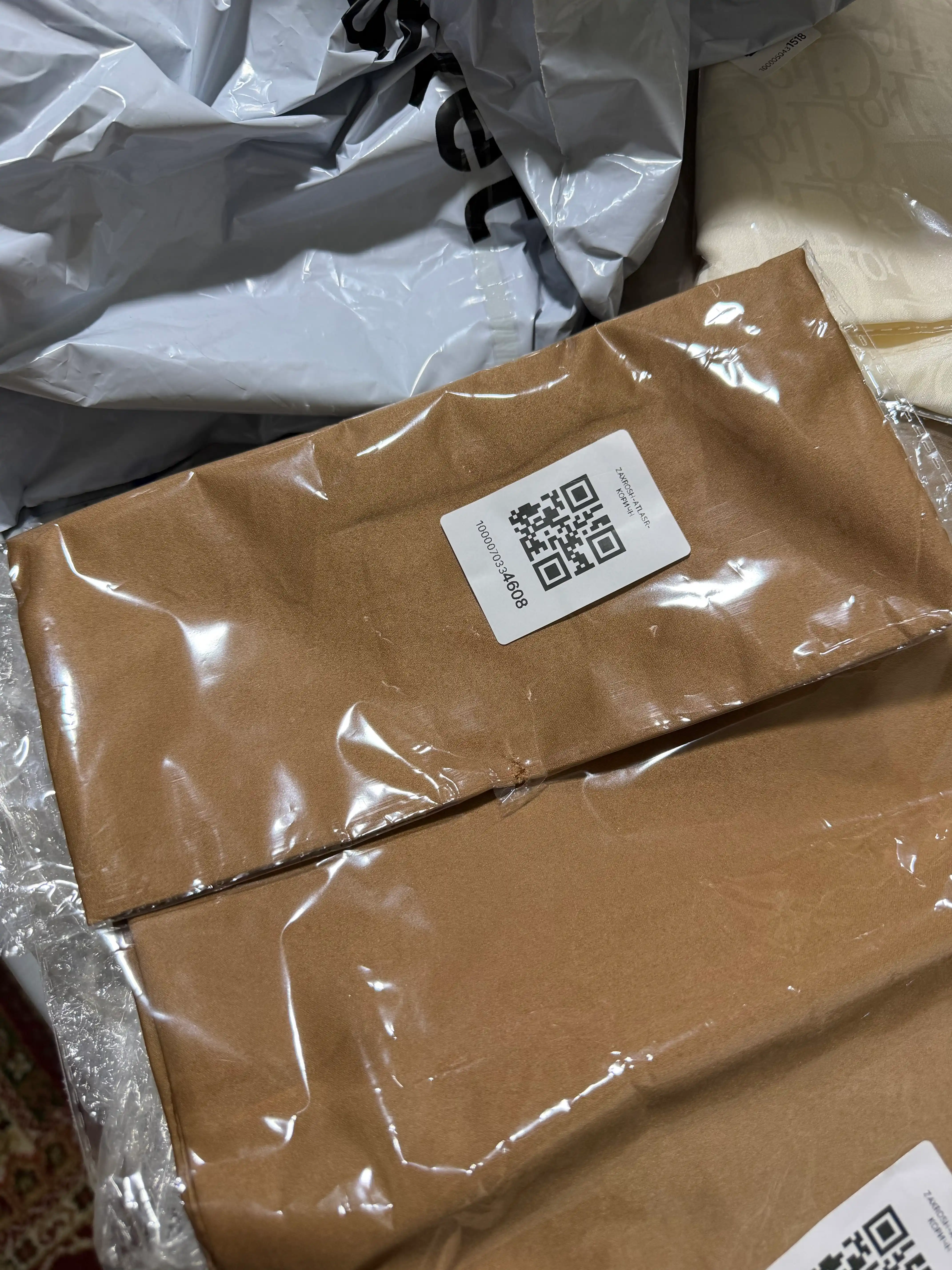 Шарф для девочек 4 сезона также подходит женский атласный шарф, ткань атлас 100x100