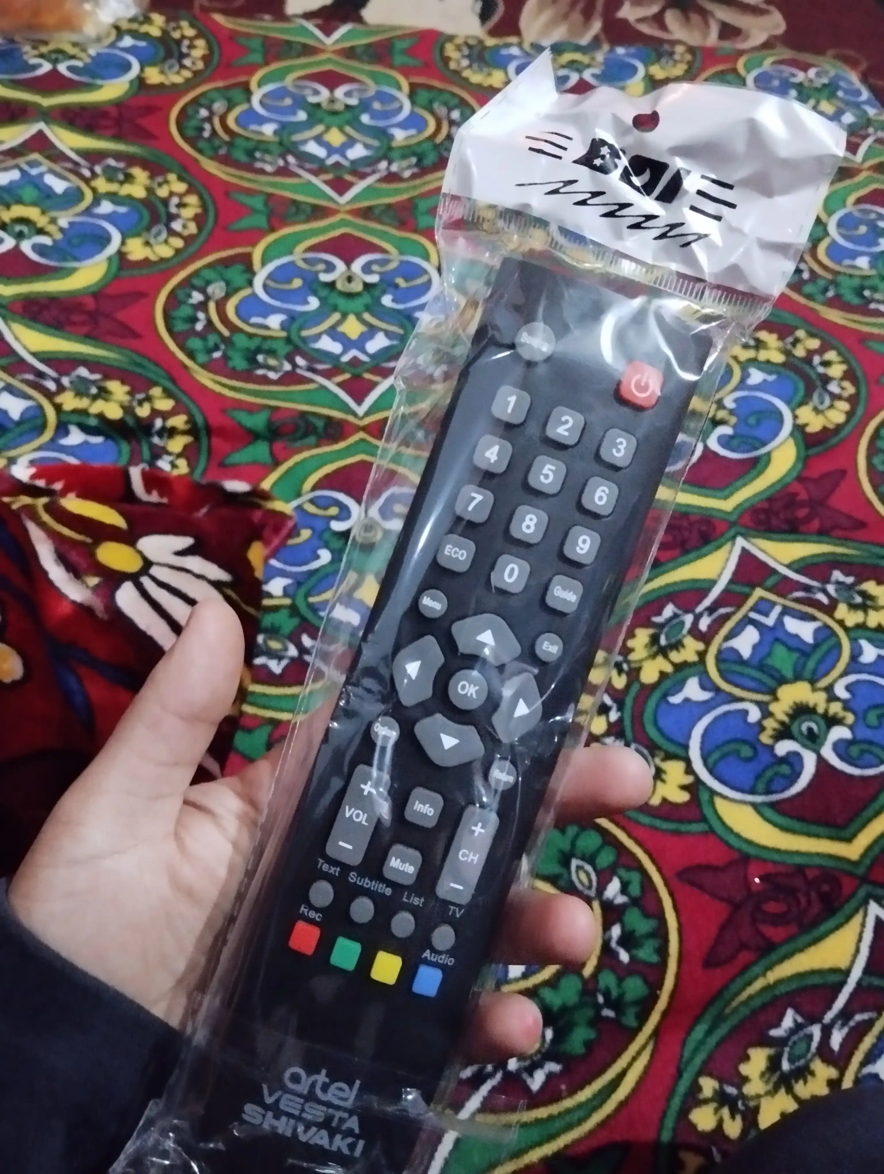 Универсальный пульт для телевизоров Artel, Shivaki и Vesta