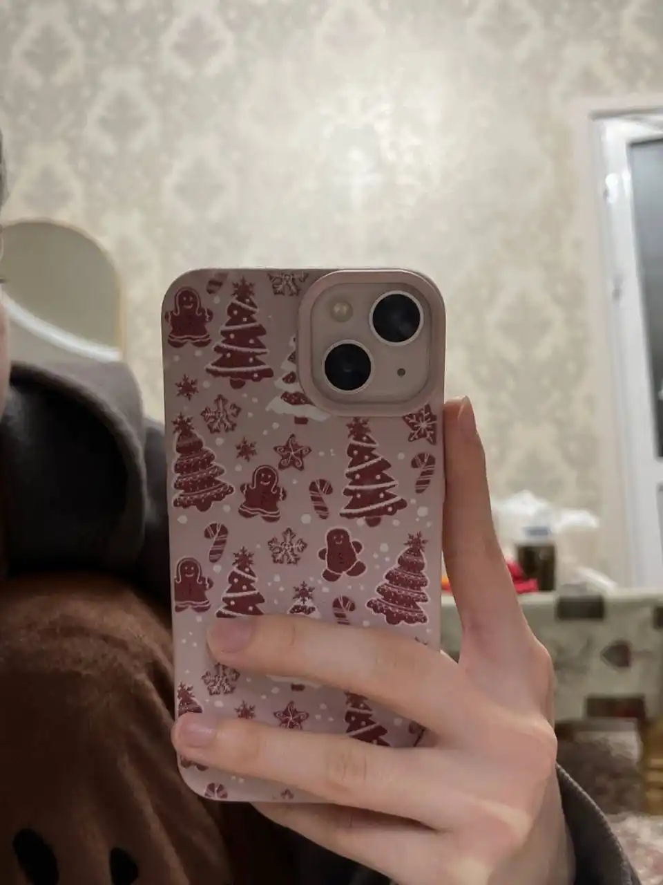 Yangi yil iPhone g‘ilofi