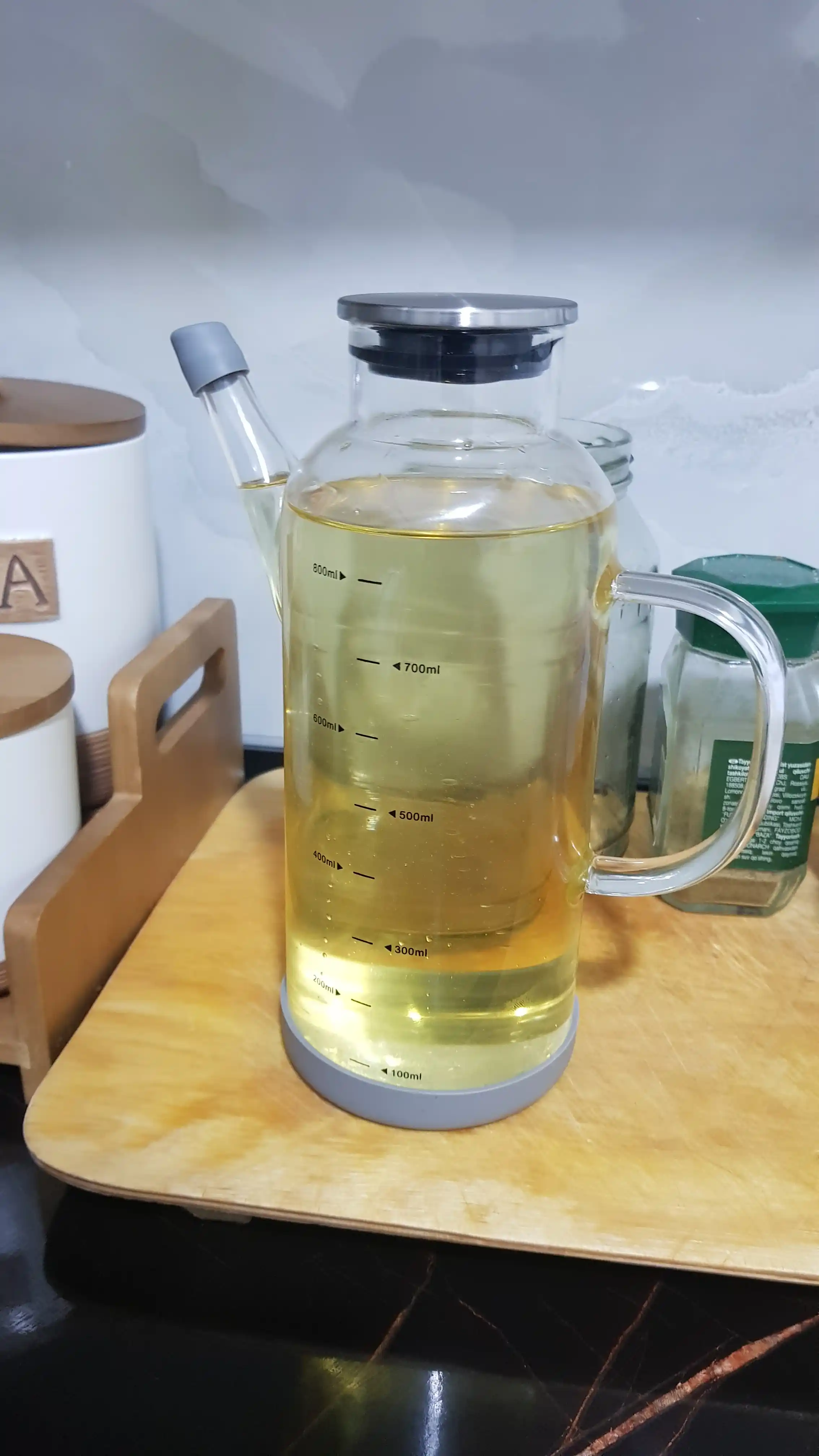 Стеклянная бутылка-дозатор, 400x1000 мл, с крышкой и подставкой, для масла и соуса