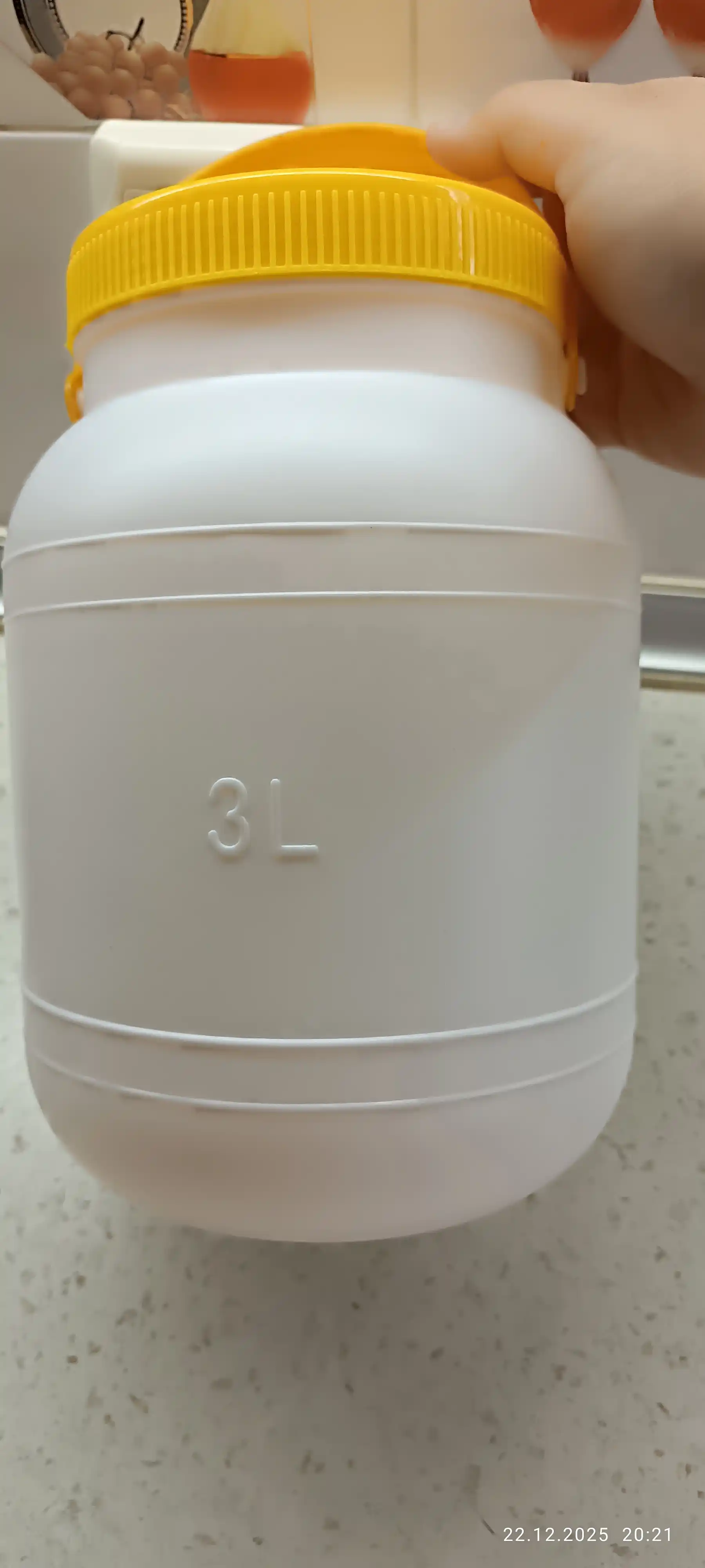 Пластмассовая банка с крышкой, 1, 2, 3 л