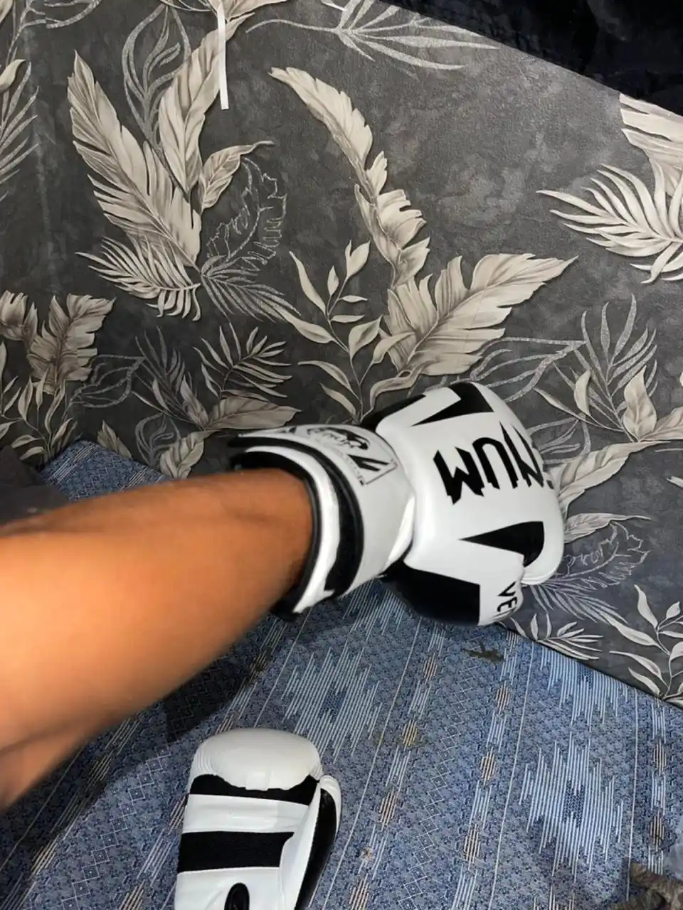 Venum boks qo‘lqoplari — boks, sparring va fitnes uchun professional qo‘lqoplar, 10–14 oz