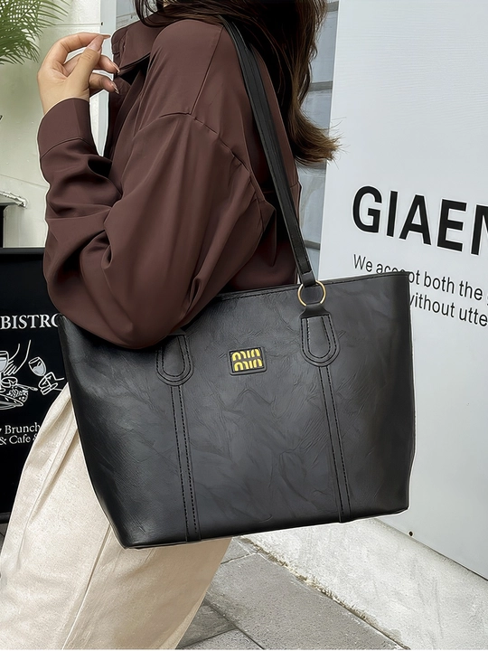 Ayollar uchun ZARMINA Classic tote sumkasi, eko-charm, qora, keng