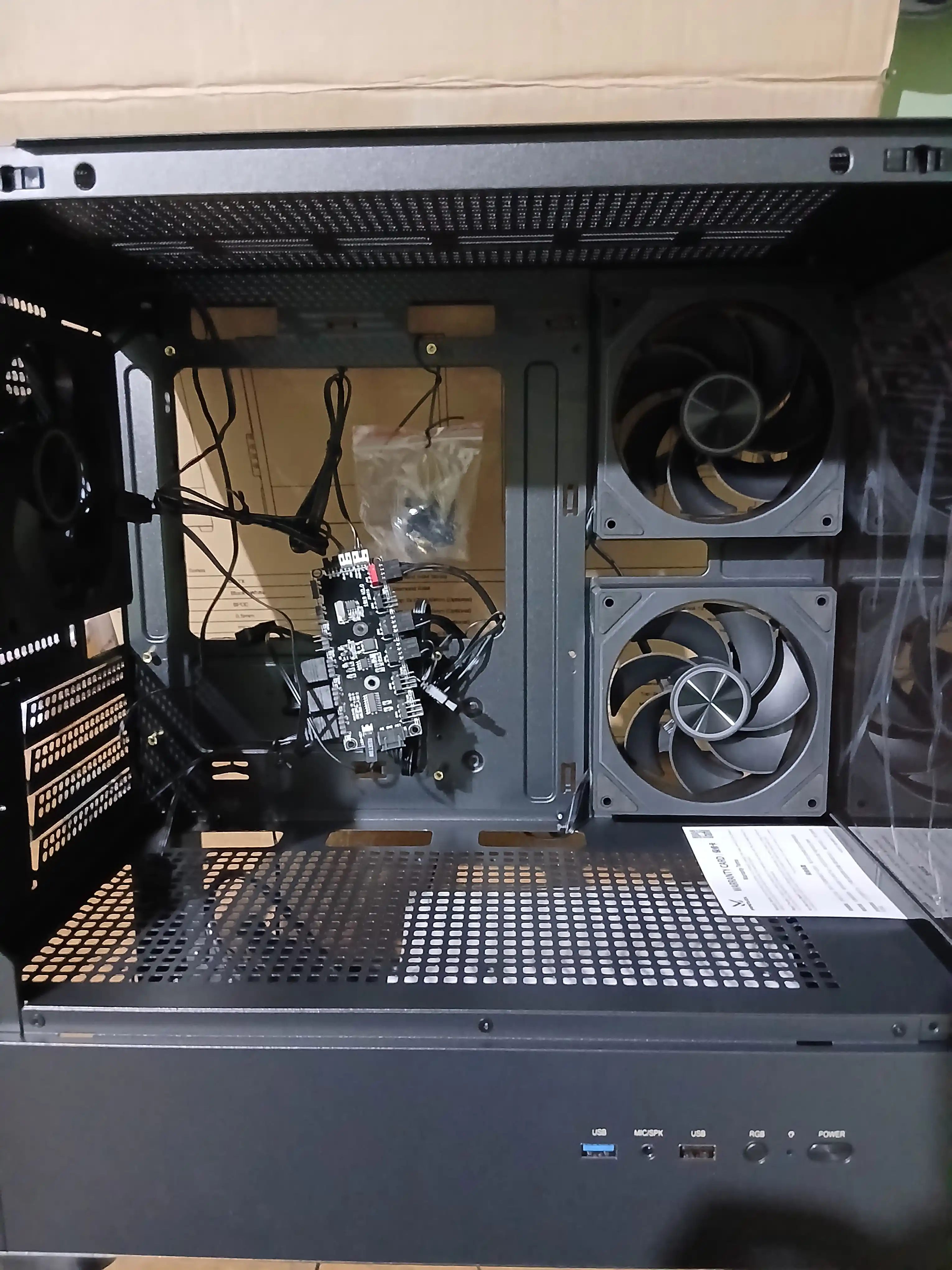 Diamond R4M Nova PC Korpus, M-ATX, Mini-ITX, ARGB Fanli, Gaming Kompyuter Korpusi
