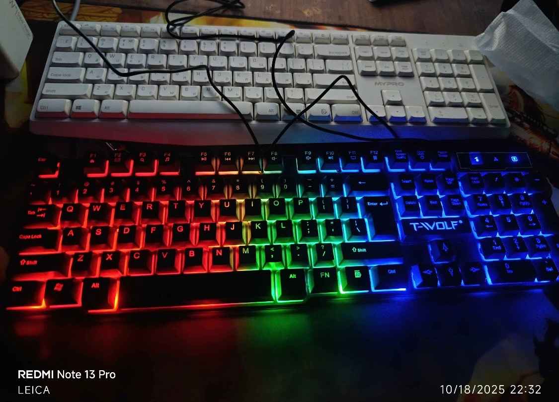 Simli mexanik klaviatura va sichqoncha, o'yin va ofis uchun RGB yoritgichli, shovqinsiz