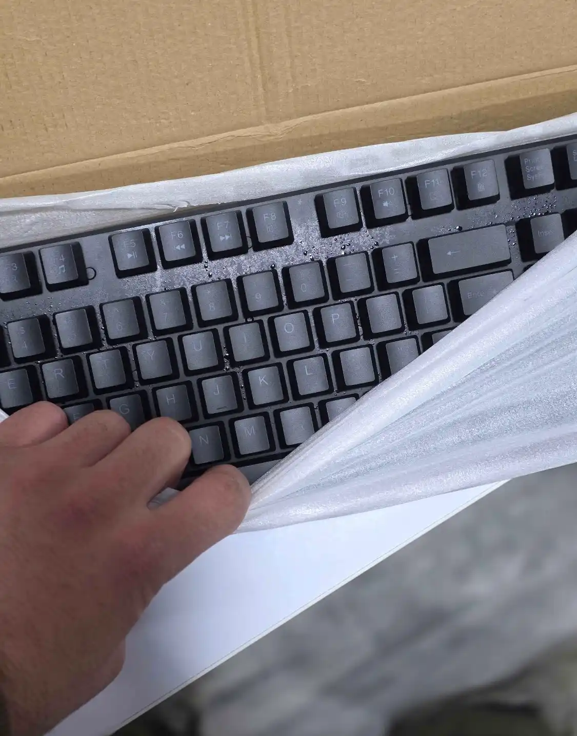 Simli mexanik klaviatura va sichqoncha, o'yin va ofis uchun RGB yoritgichli, shovqinsiz