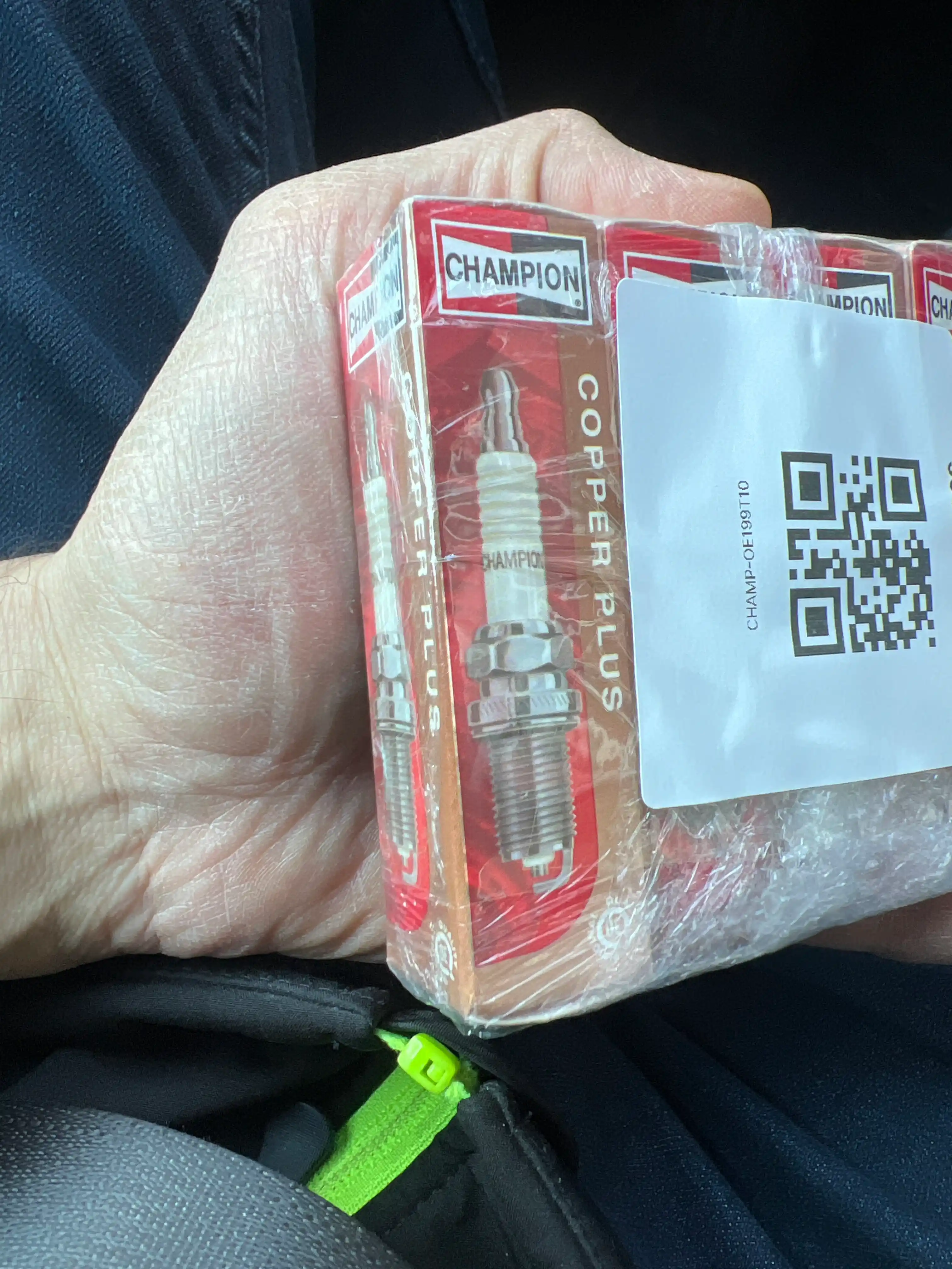 Свеча зажигания Spark 1.25 Cobalt Gentra Nexia R3 OE199T10