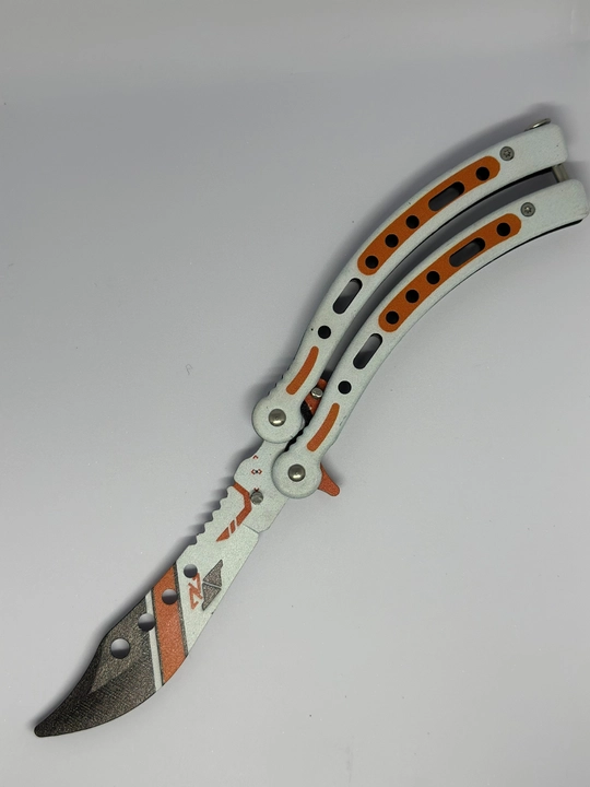 Metall tutqichli yig'iladigan kapalak pichog'ini o'rgatish, CSGO butterfly