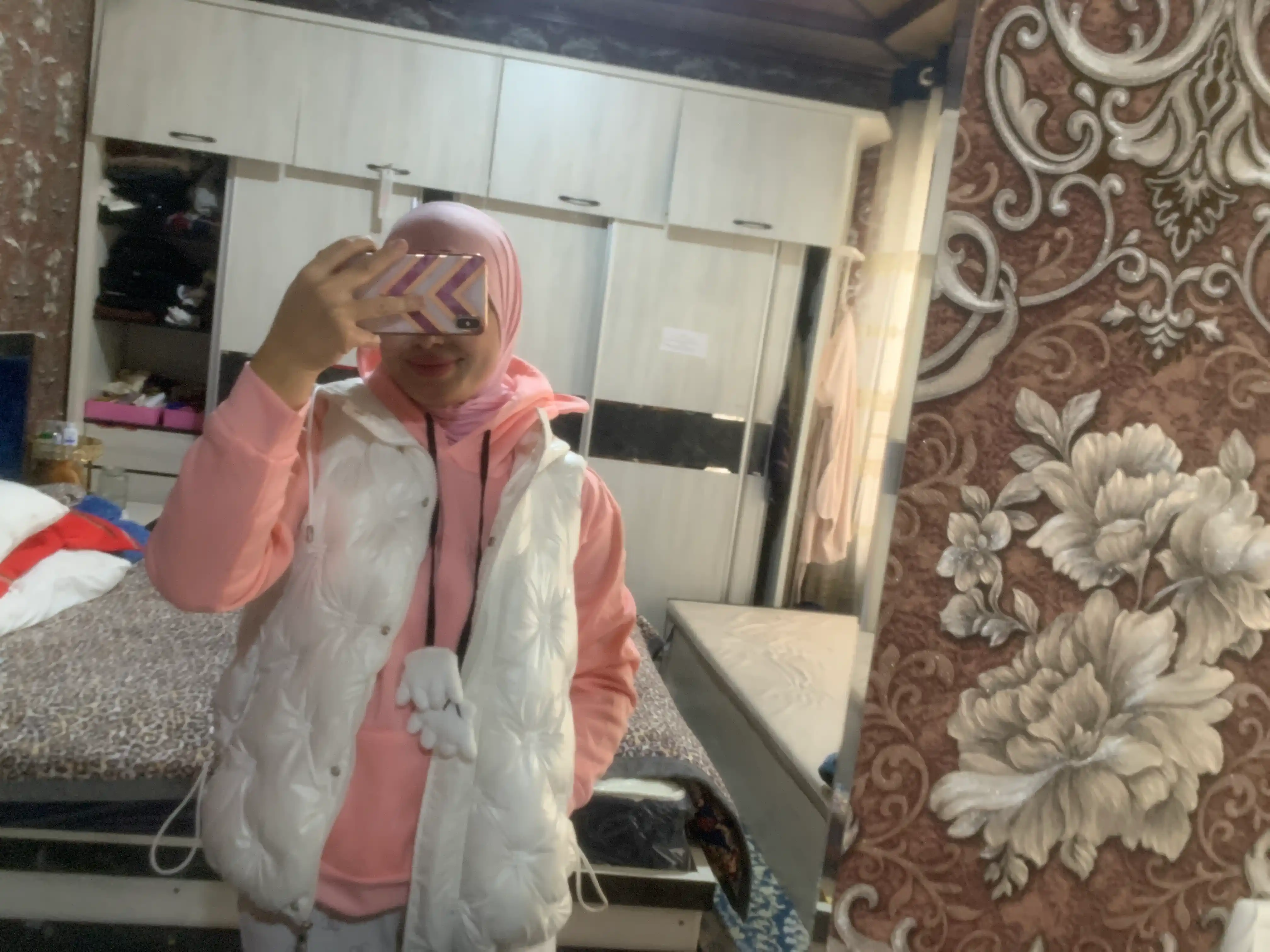 Худи для женщин и девушек