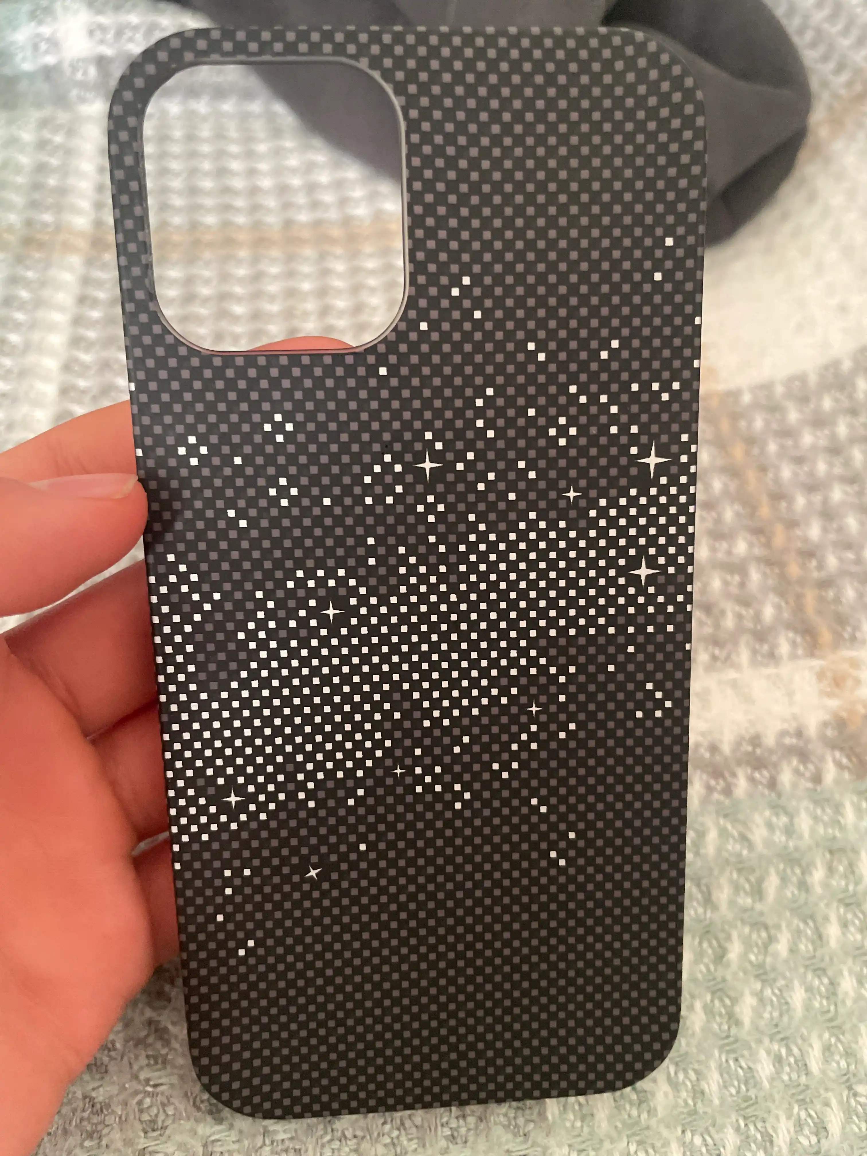 IPhone karbon chexol 13, 14, 15, 16, 17 Pro Max – Ayfon chixol 16, 15, 14, 13, 12 promax