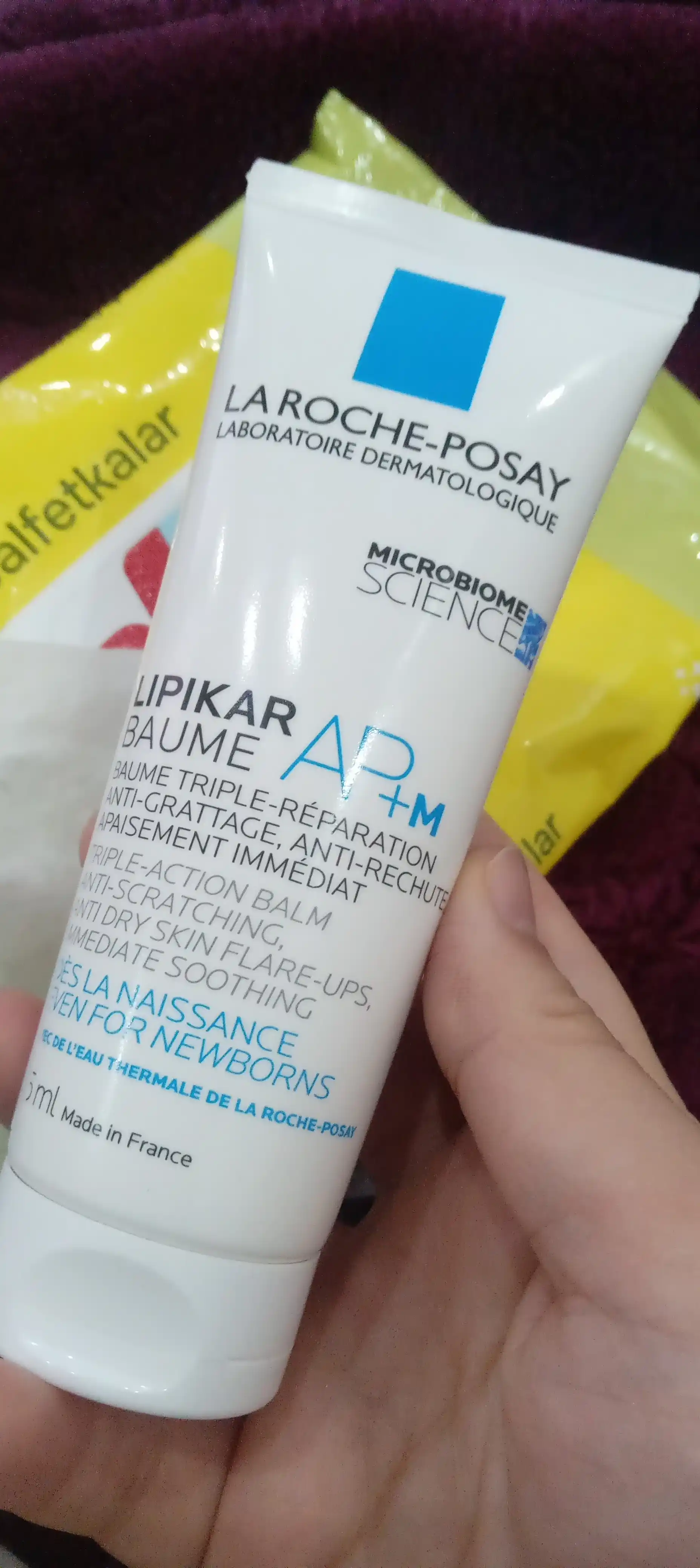 Yuz va badan uchun uch tomonlama ta’sir qiluvchi lipid to‘ldiruvchi balzam LA ROCHE-POSAY LIPIKAR AP+M, 75 ml