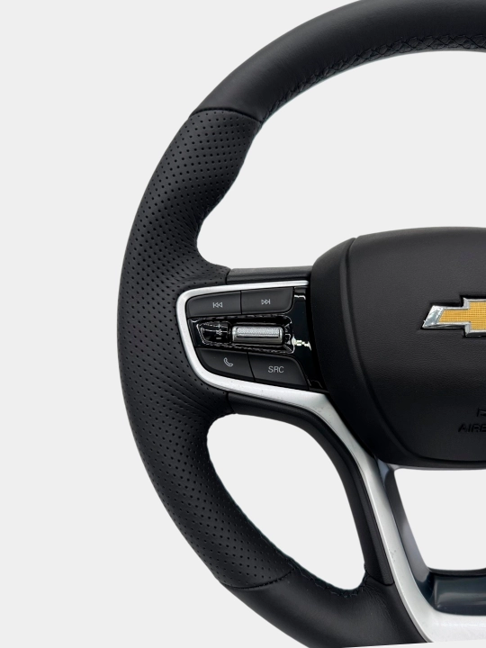 Руль Chevrolet мульти руль с кнопками черный дизайн