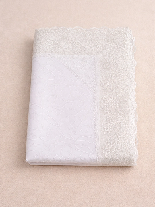 Скатерть на стол для кухни и гостиной, кружевная с узором, 135 × 135 см